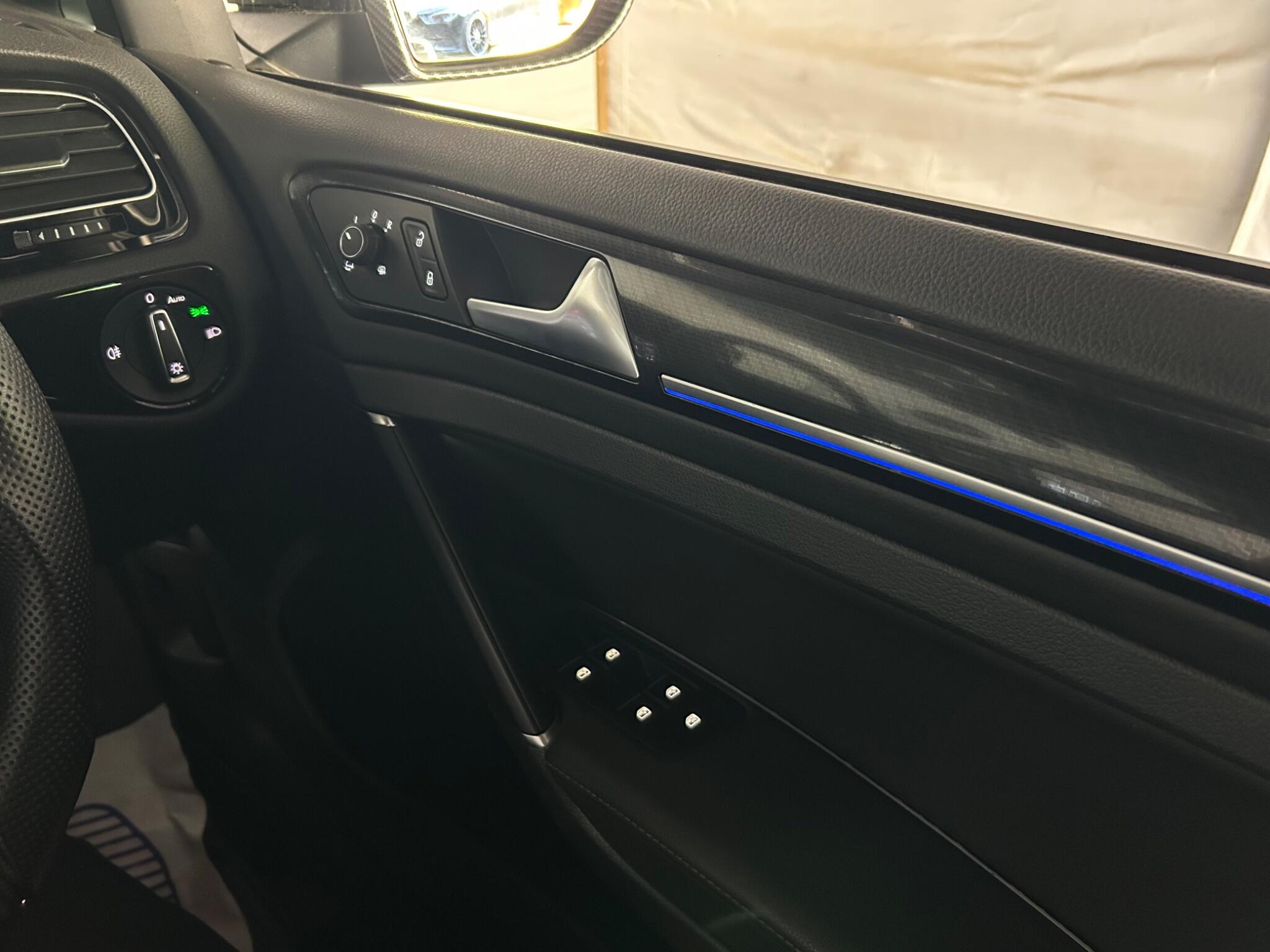 Volkswagen Golf view 25