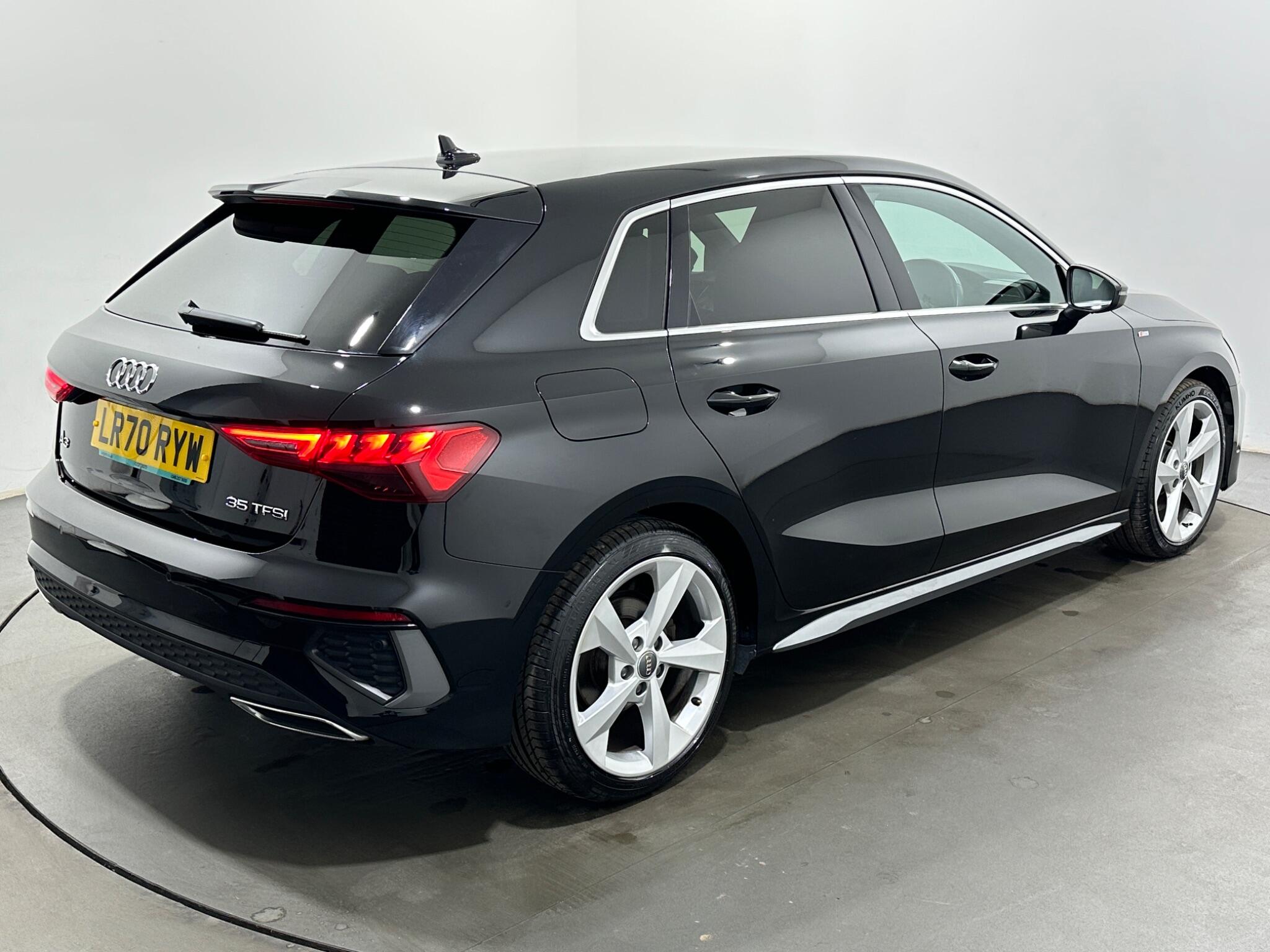 Audi A3 view 49