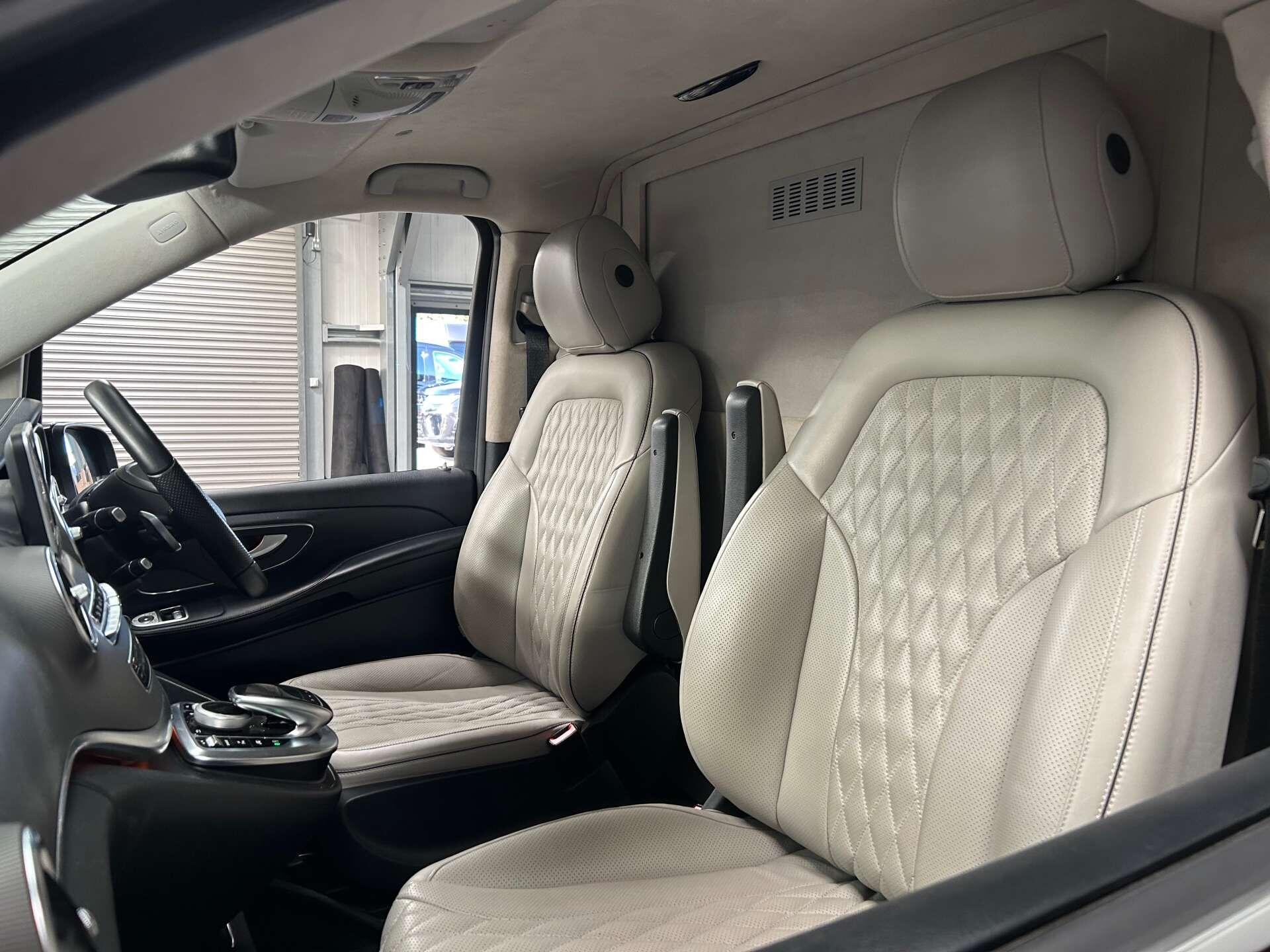 Mercedes-Benz V Class view 52
