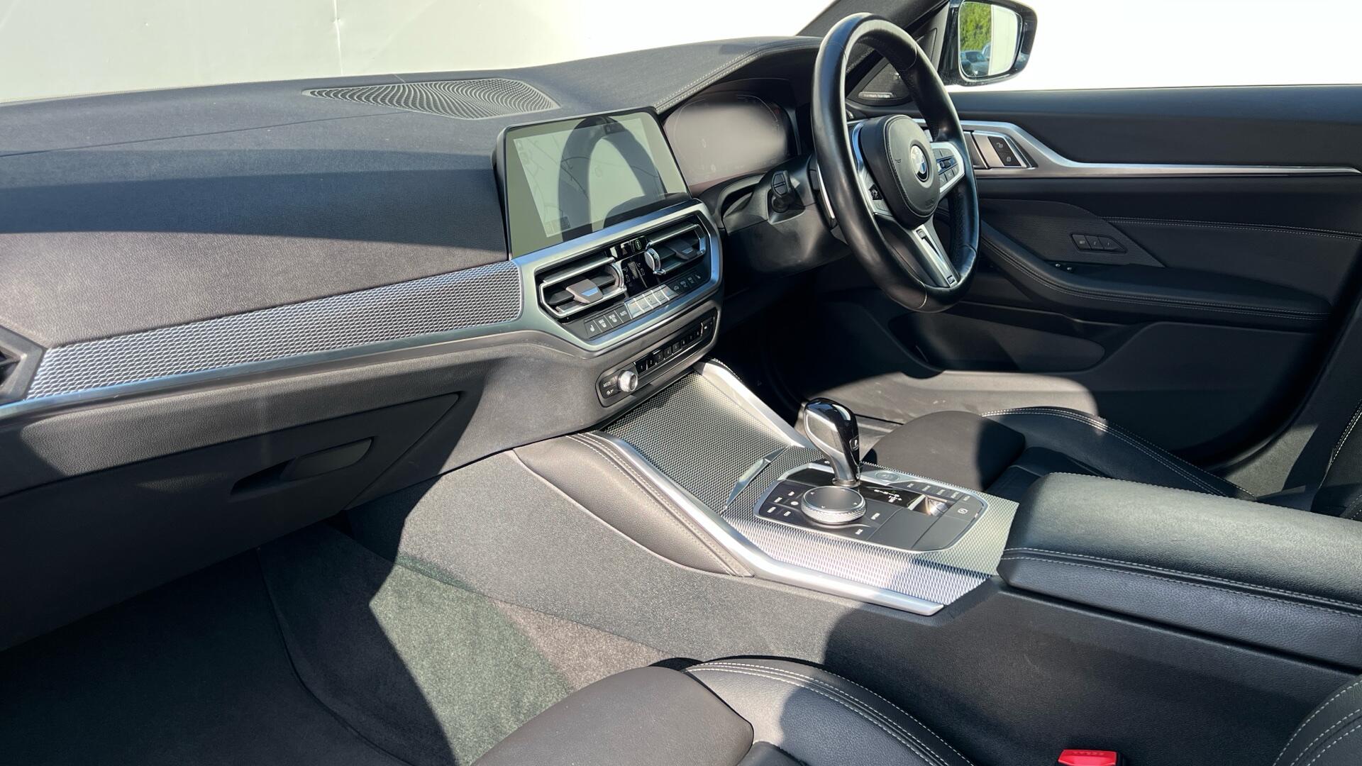 BMW 4 Series view 7