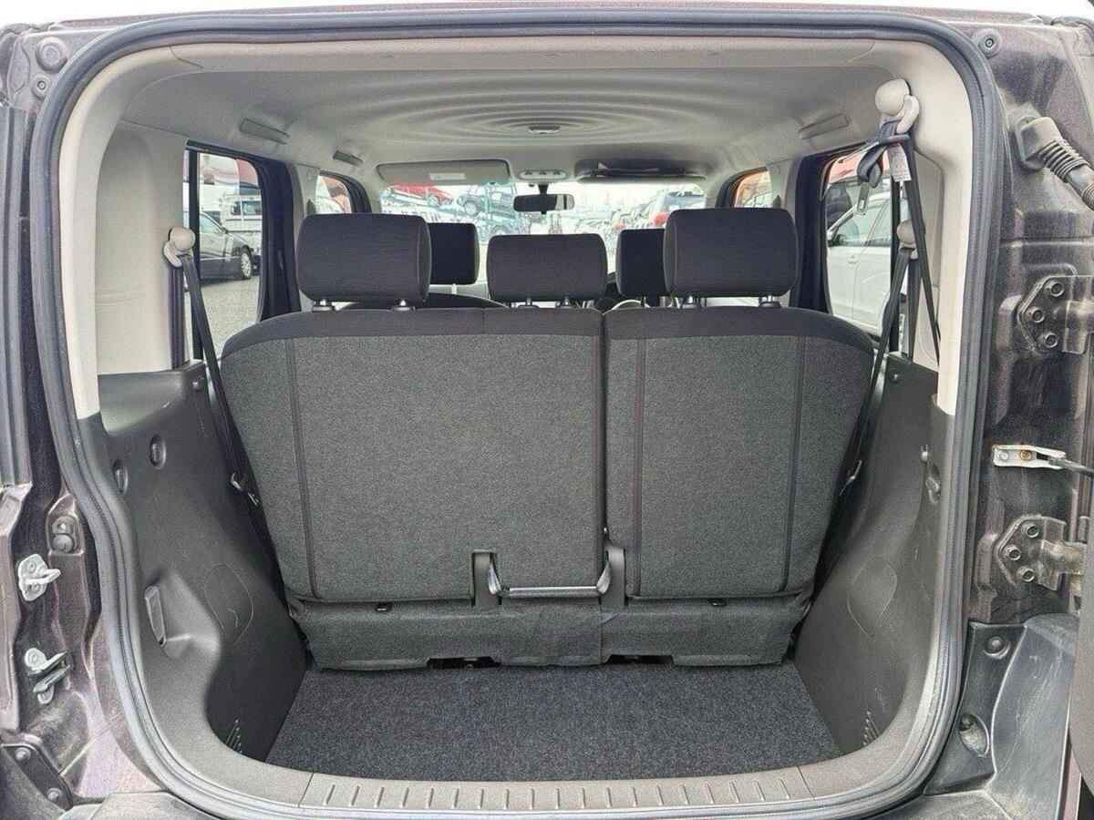 Nissan Cube view 16