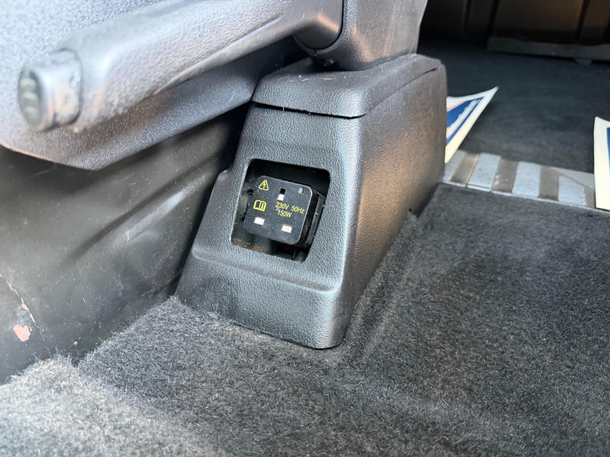 Ford Transit Custom view 31