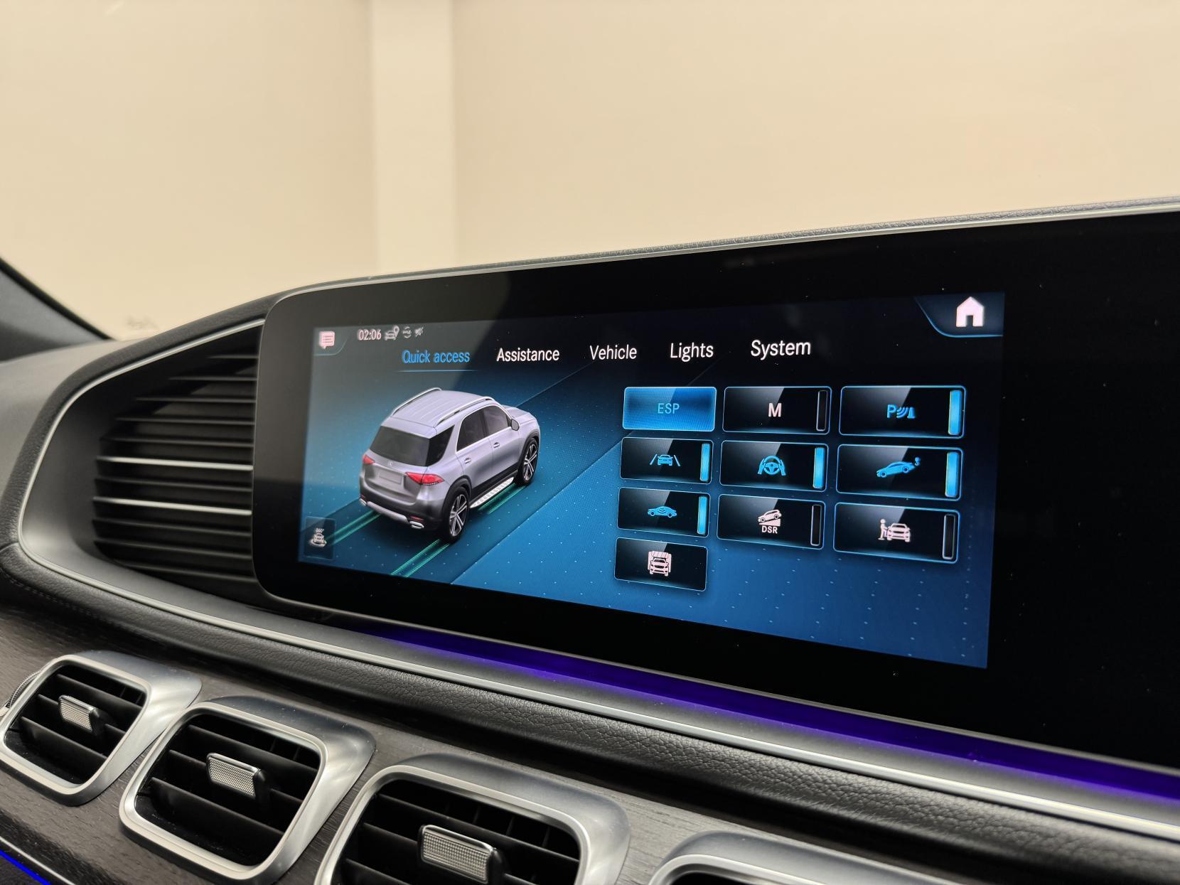 Mercedes-Benz Gle view 36