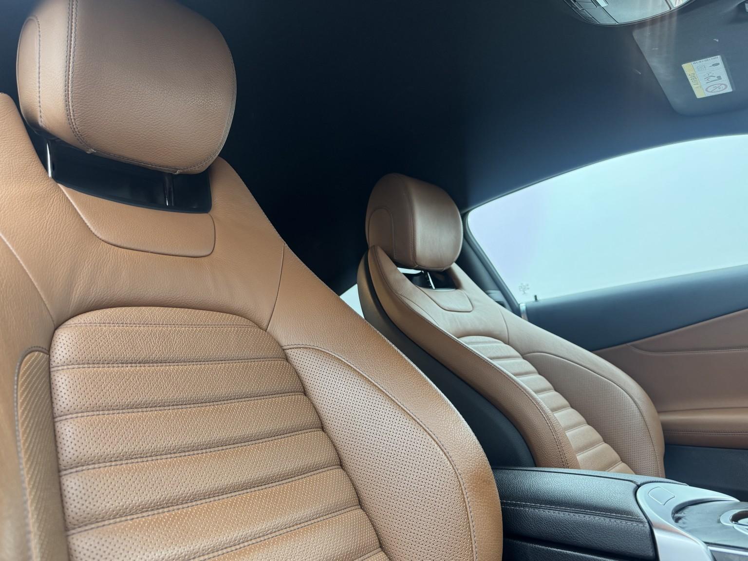 Mercedes-Benz C-Class view 12