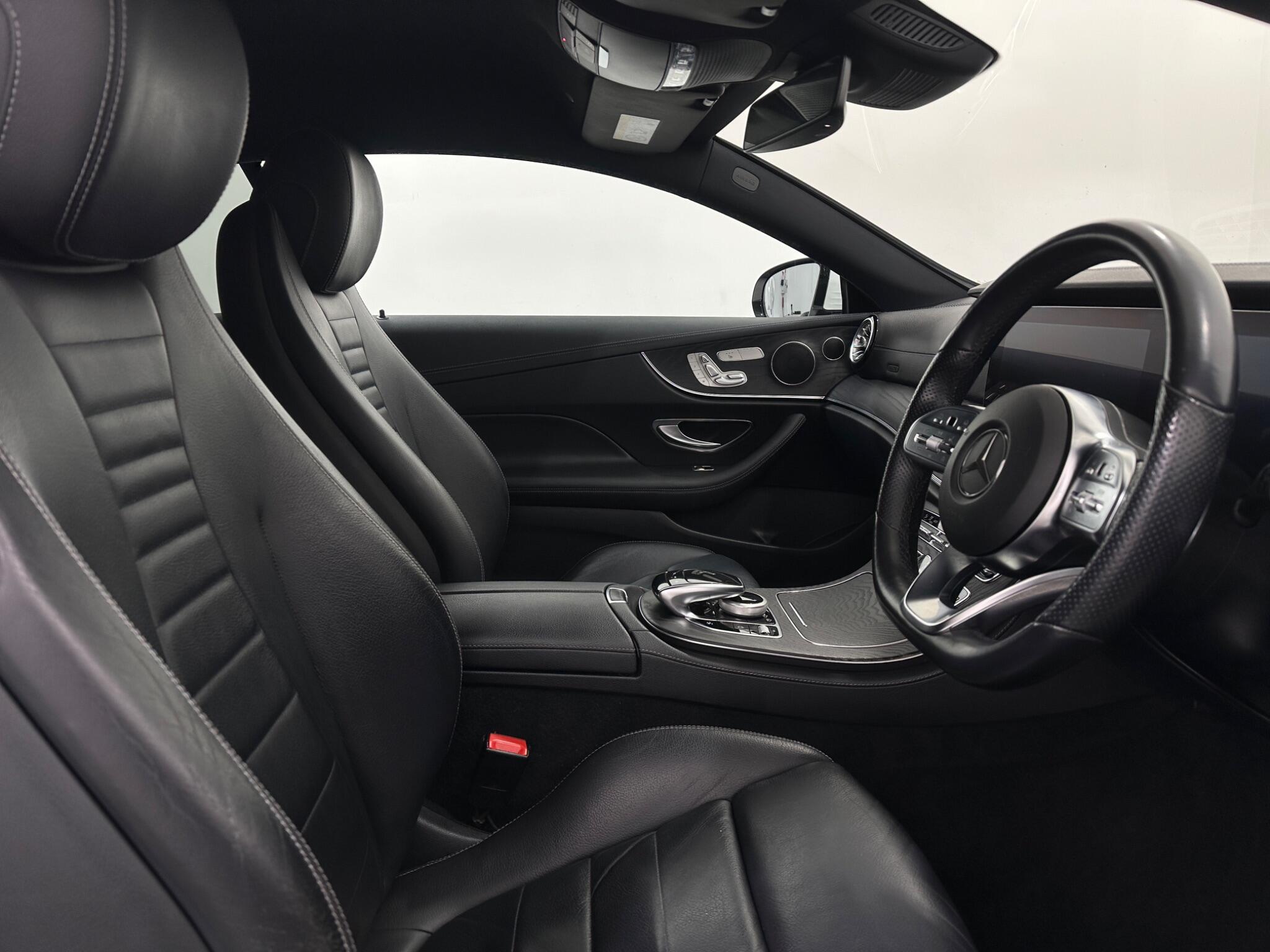 Mercedes-Benz E-Class view 34
