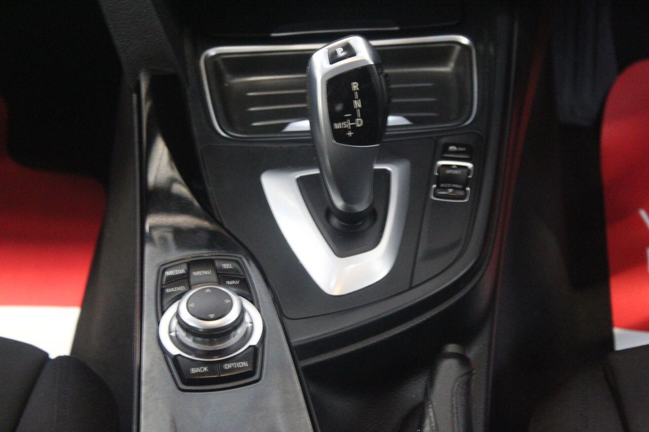BMW 3 Series view 50