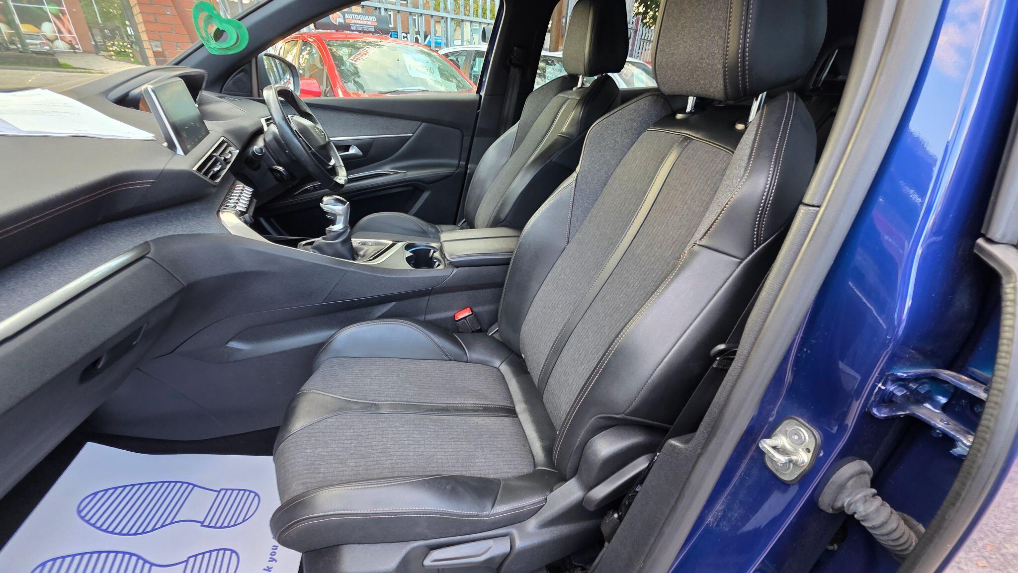 Peugeot 3008 view 30