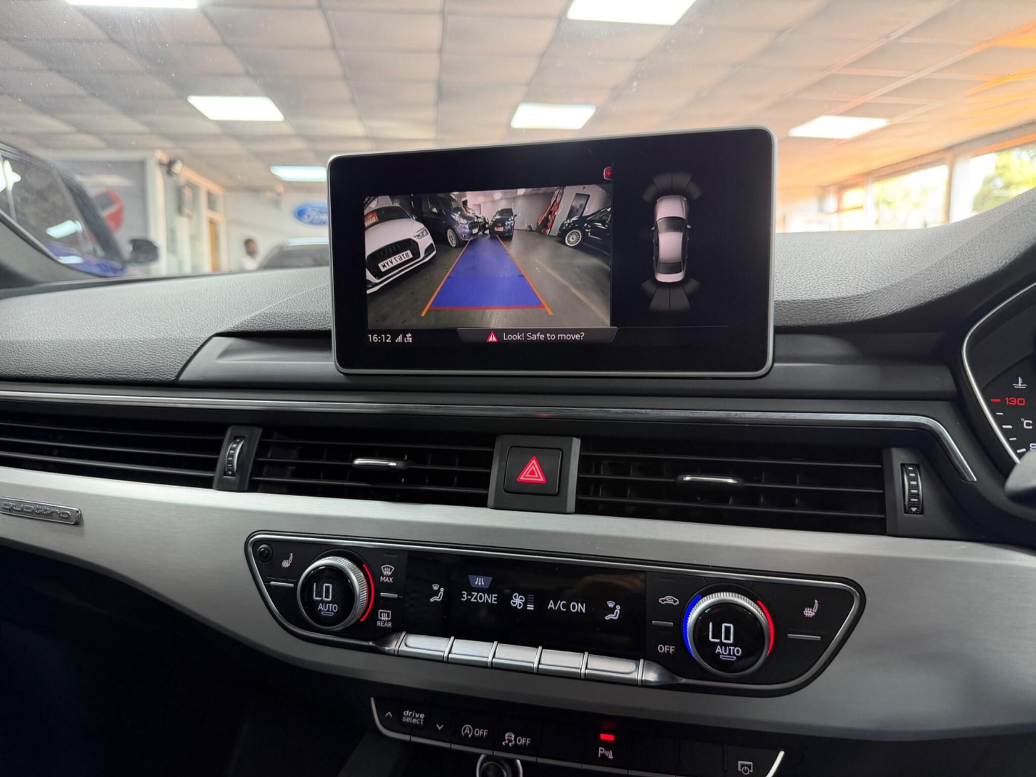 Audi S4 view 38