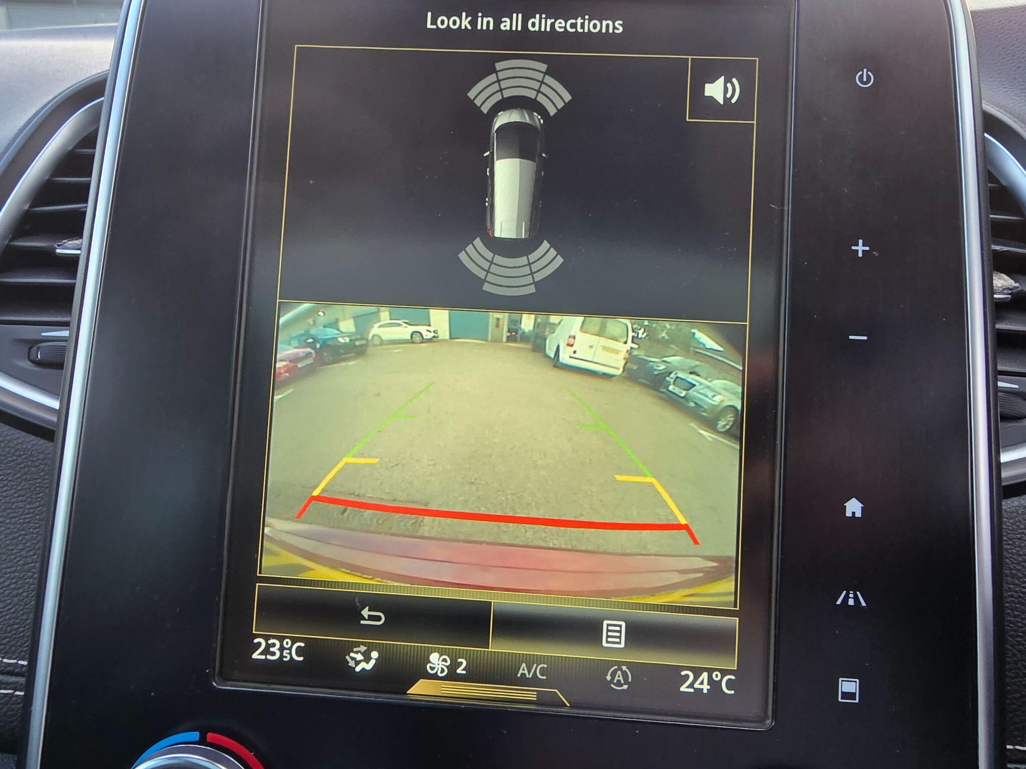 Renault Grand Scenic view 18