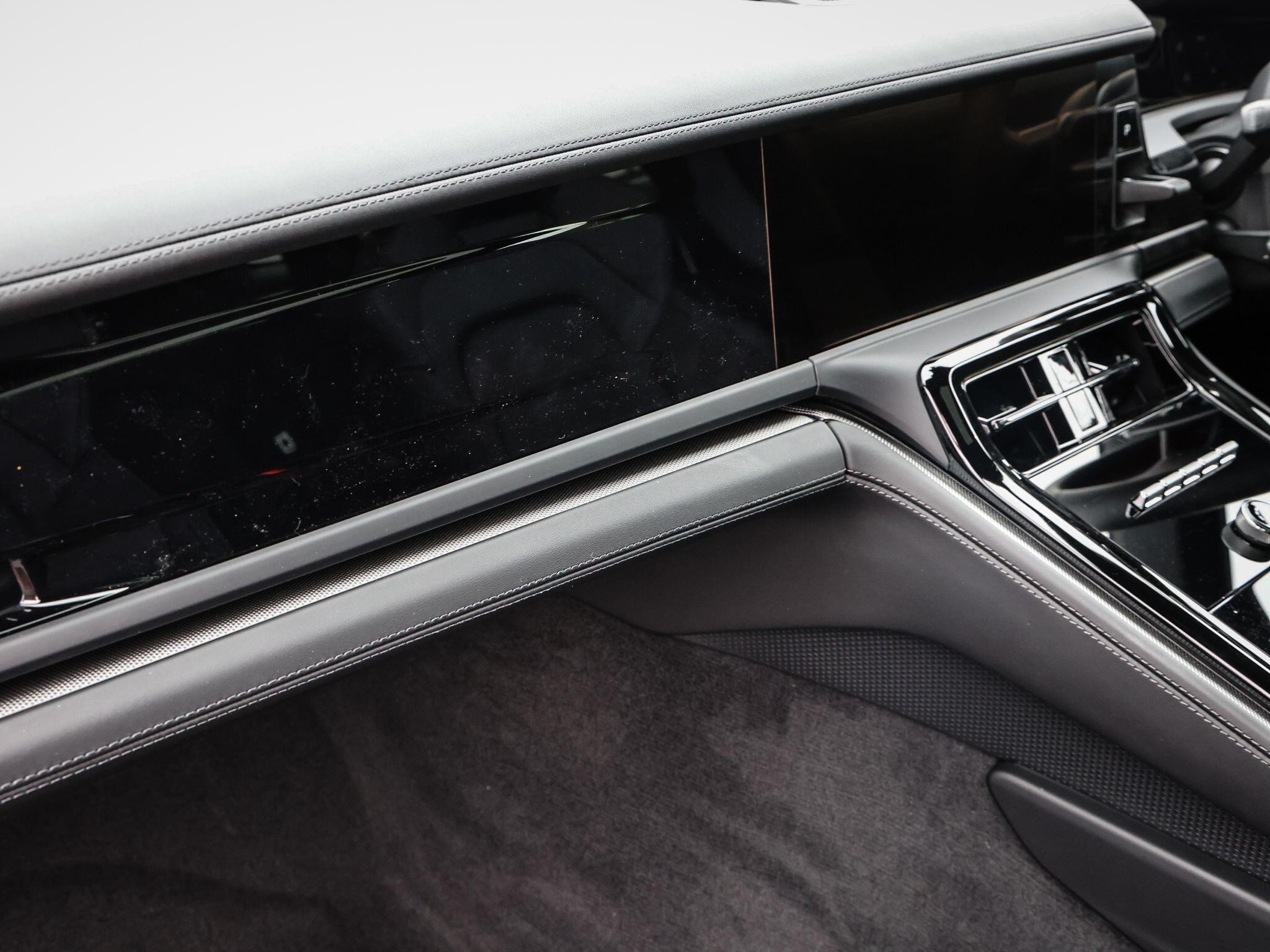 Porsche Panamera view 23