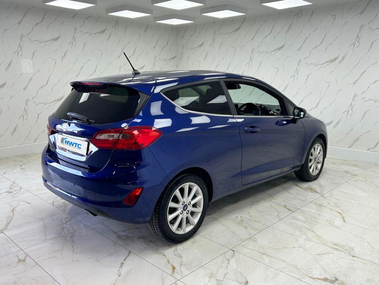 Ford Fiesta view 12