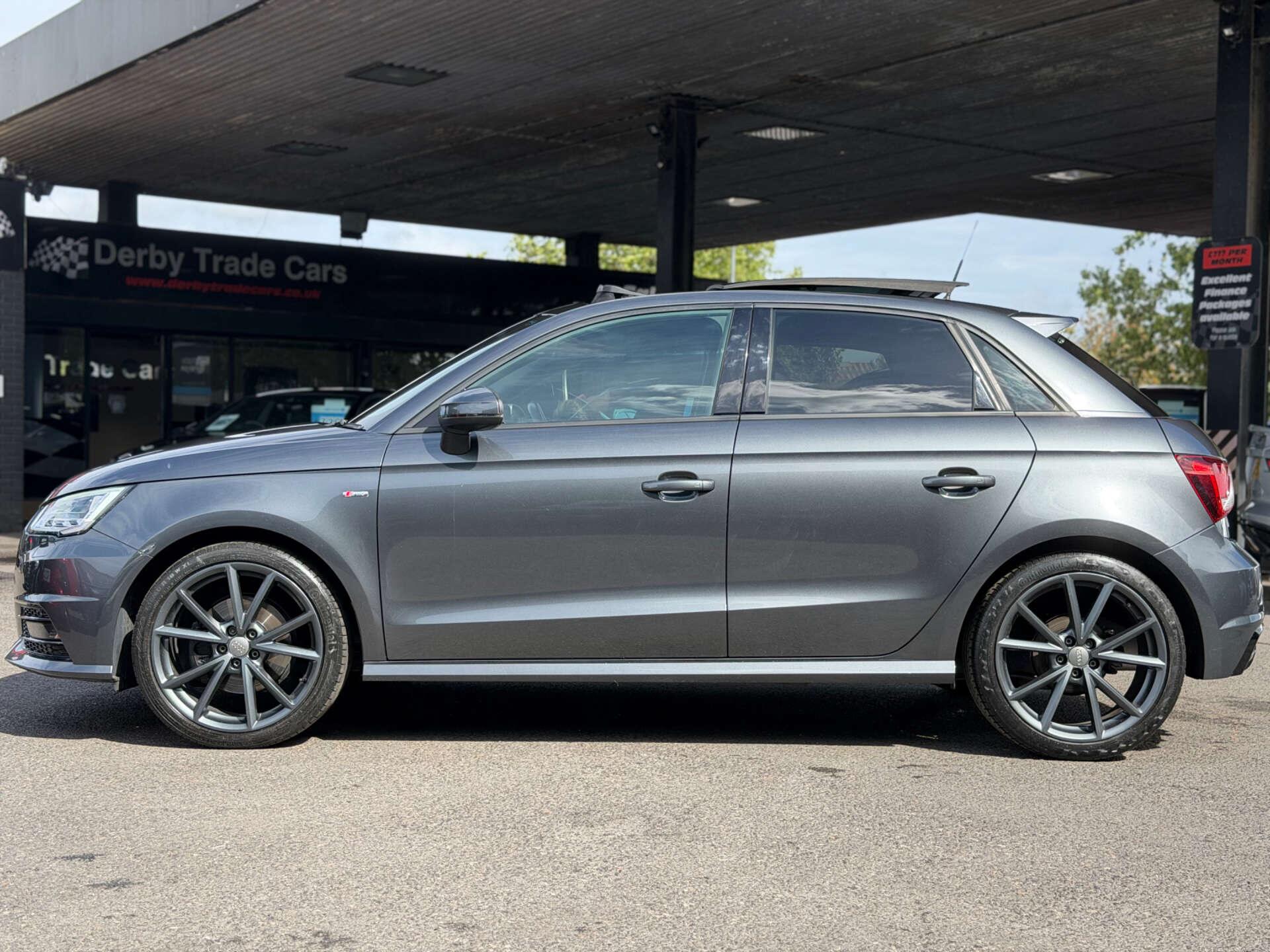 Audi A1 view 9