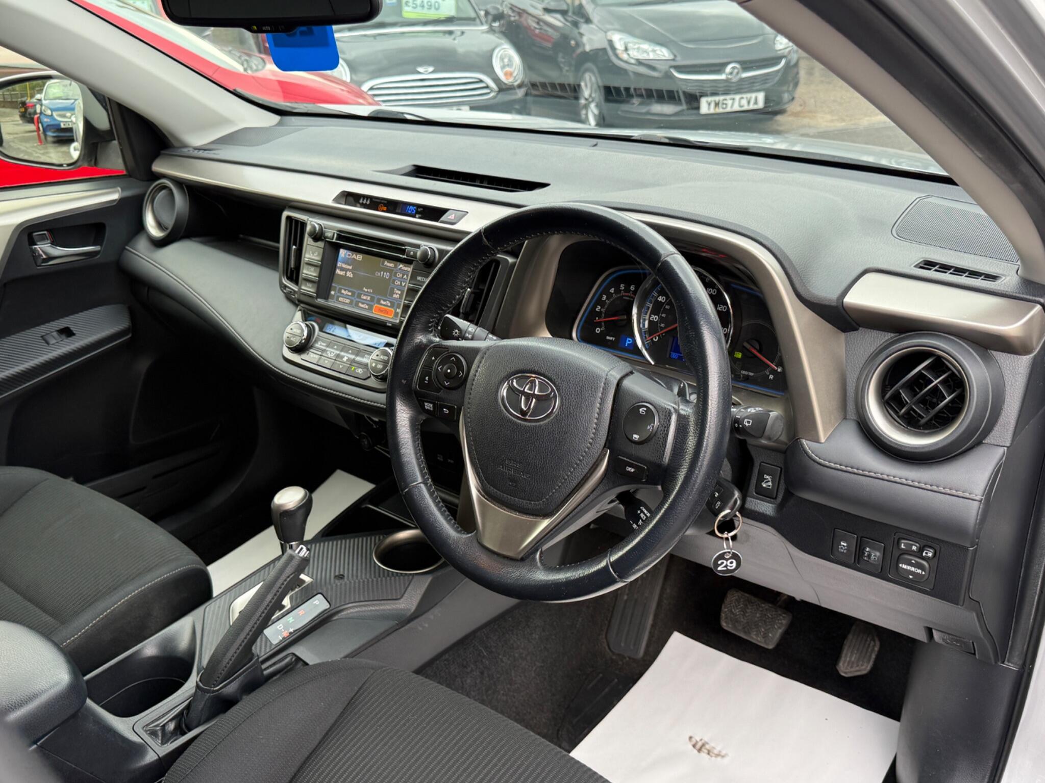 Toyota RAV4 - Image 33