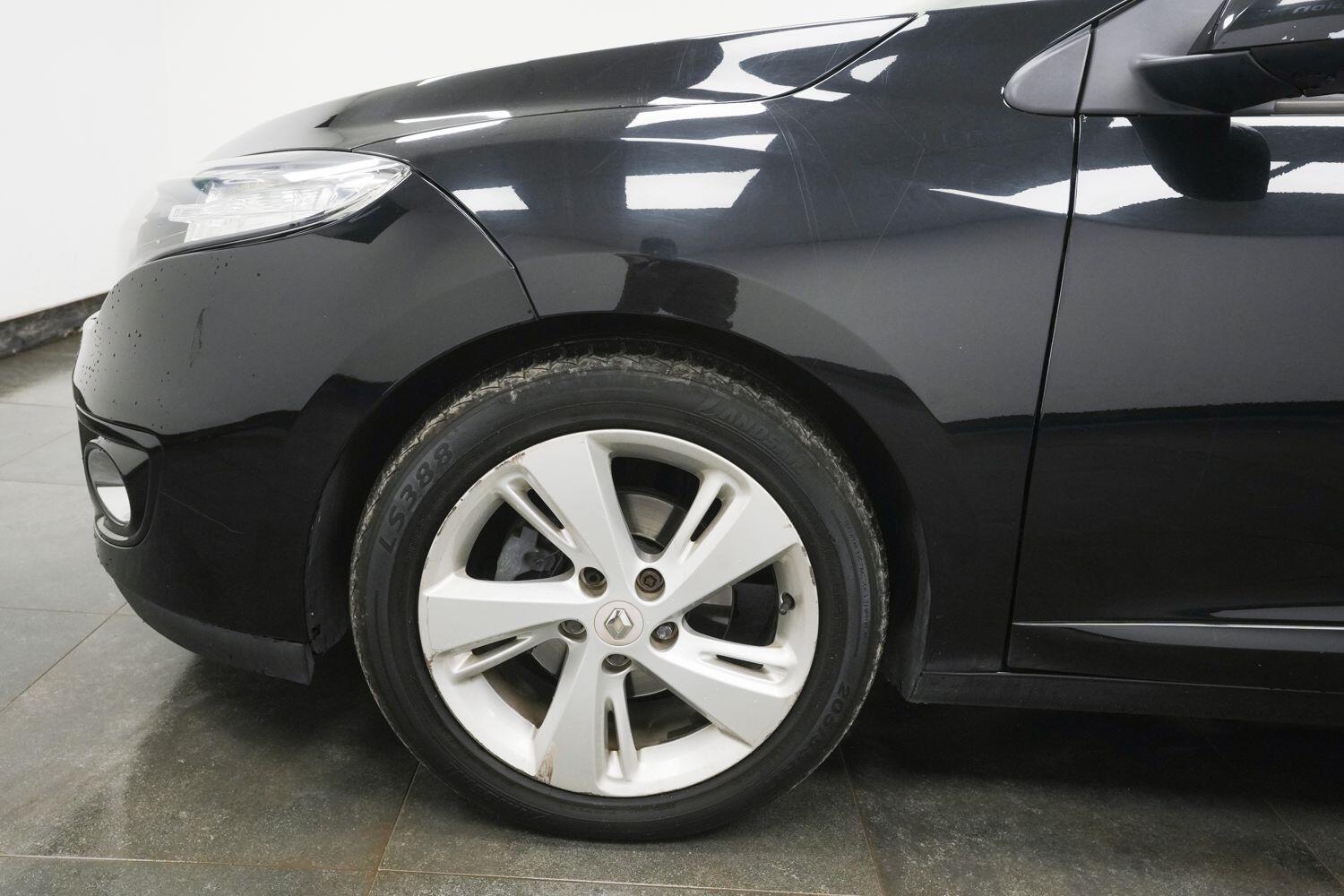 Renault Megane view 5