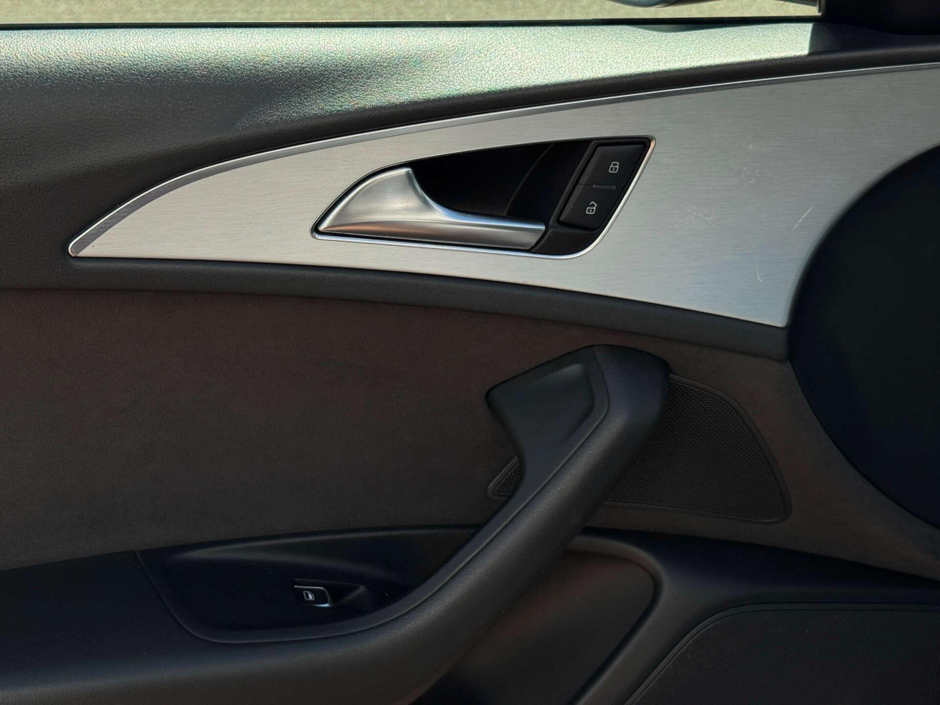 Audi A6 Saloon view 42