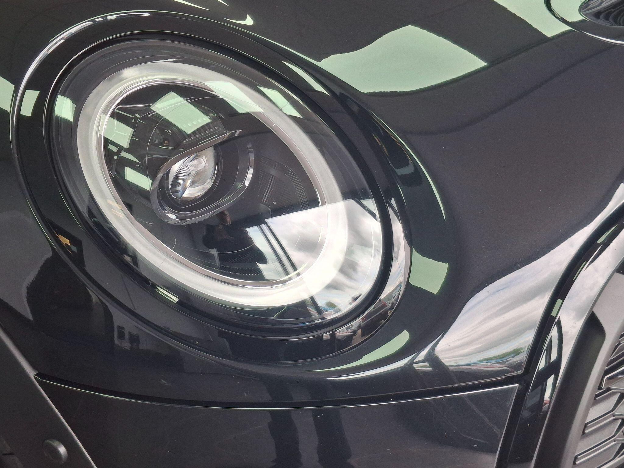 Mini Hatch view 35