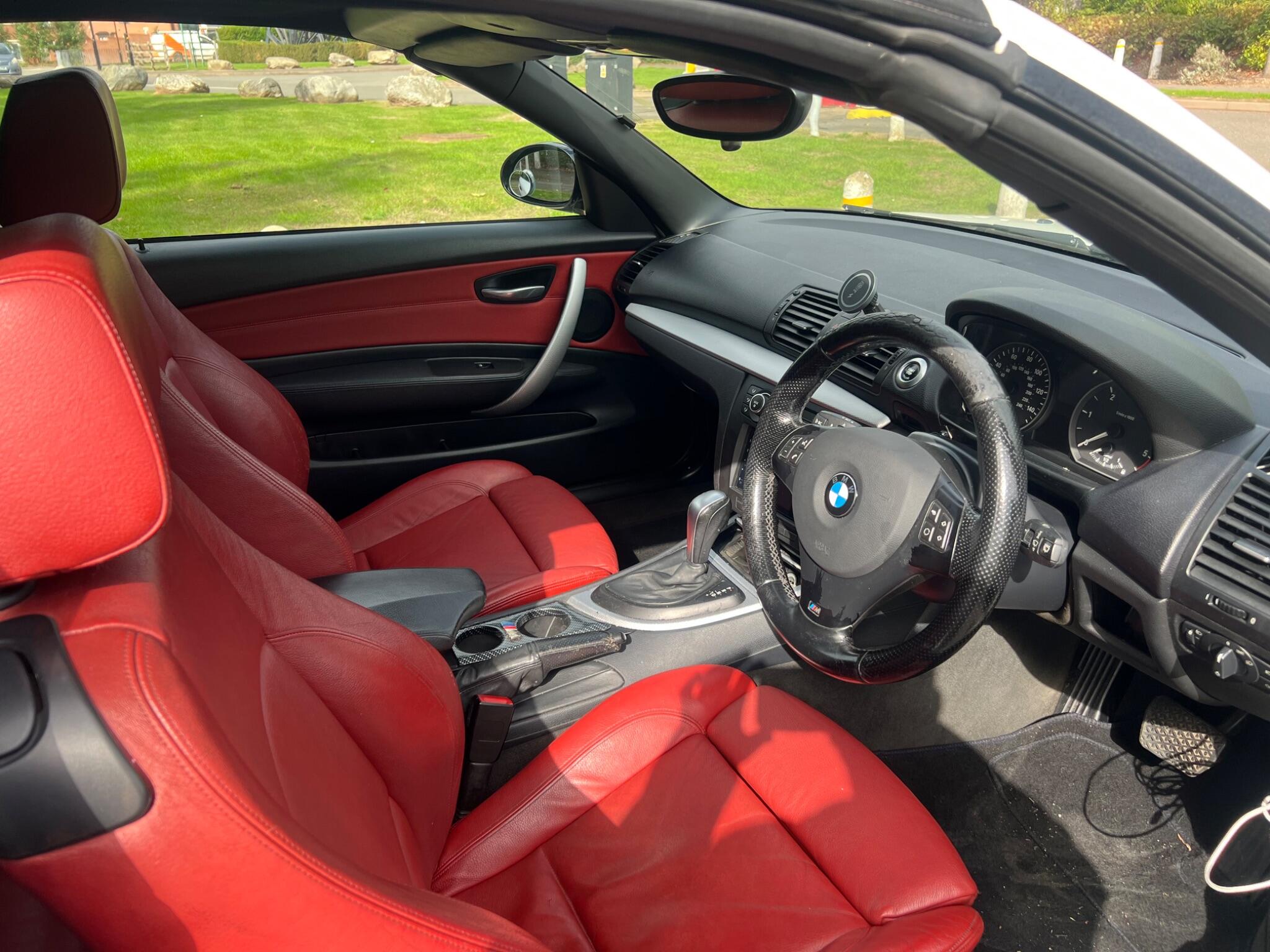 BMW 1 Series view 16