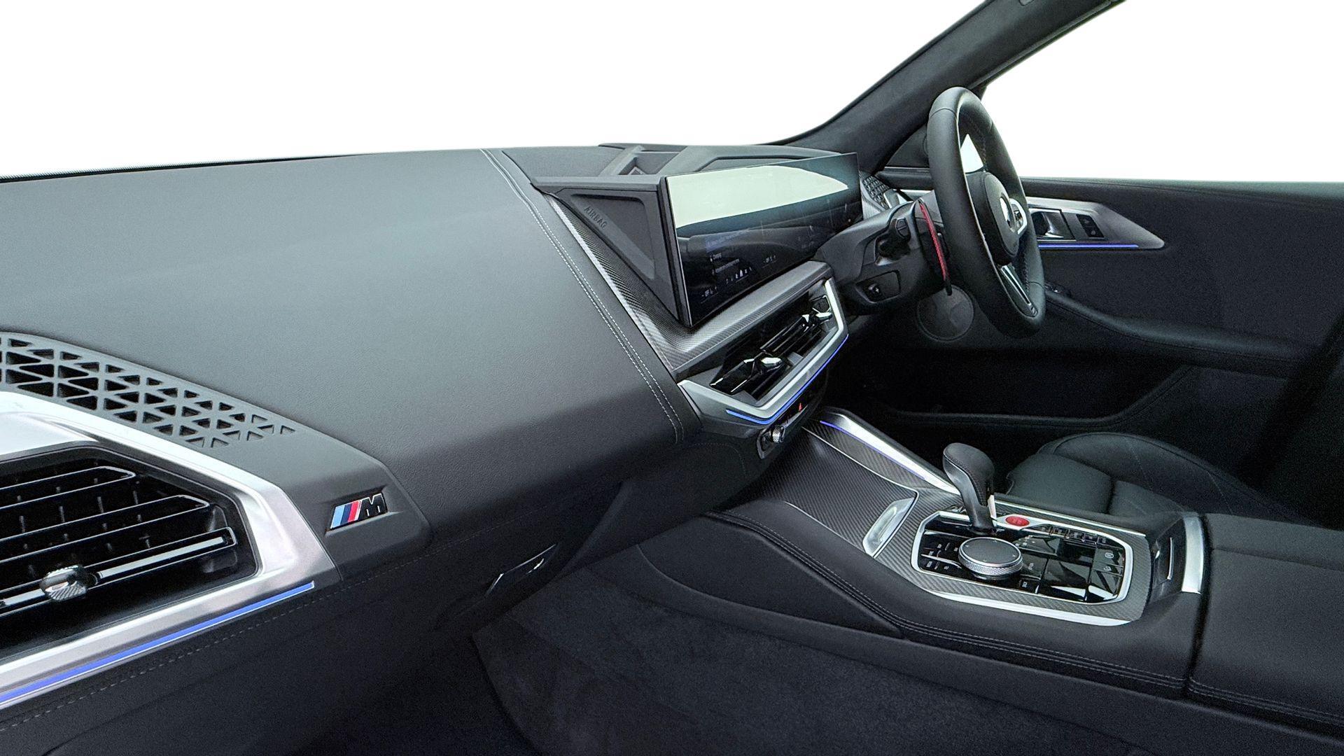 BMW XM view 7