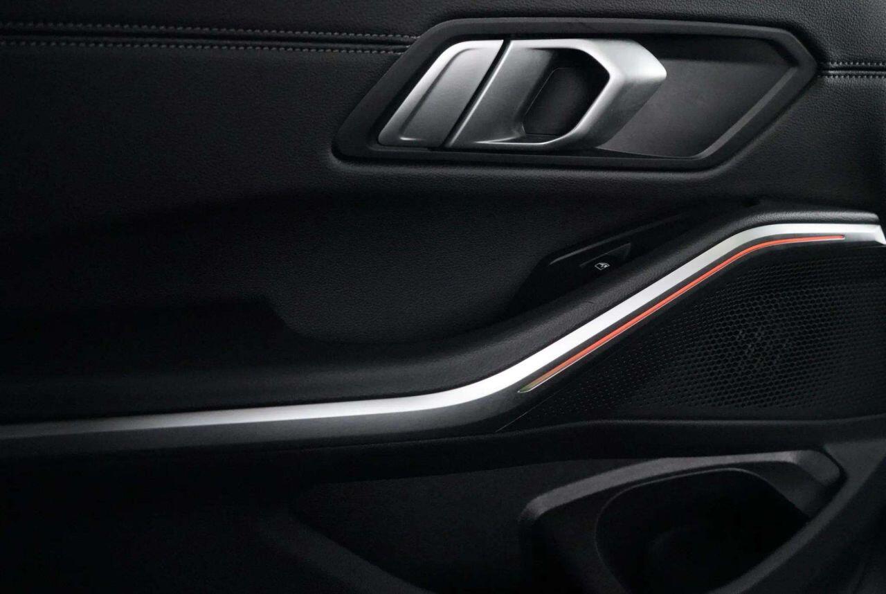 BMW 3 Series view 48