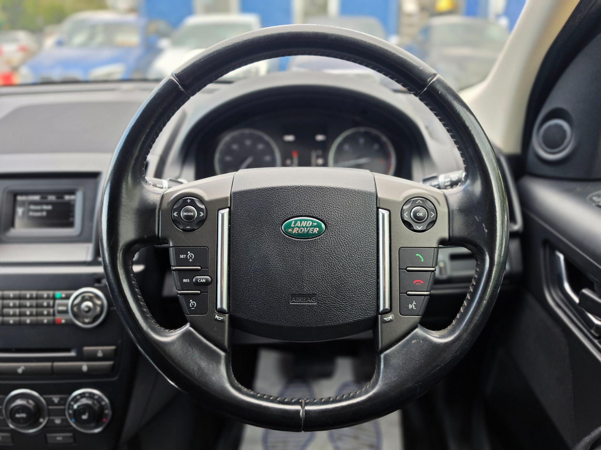 Land Rover Freelander 2 view 12