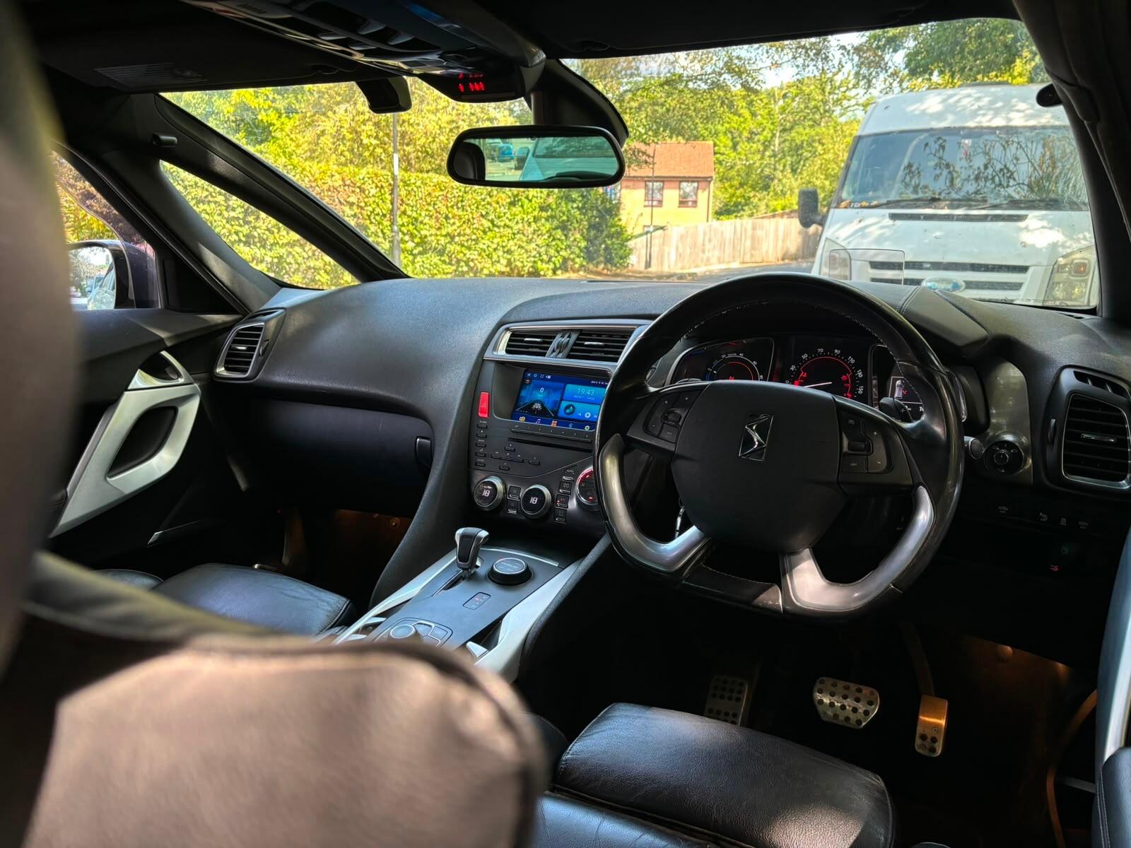 Citroen DS5 view 28