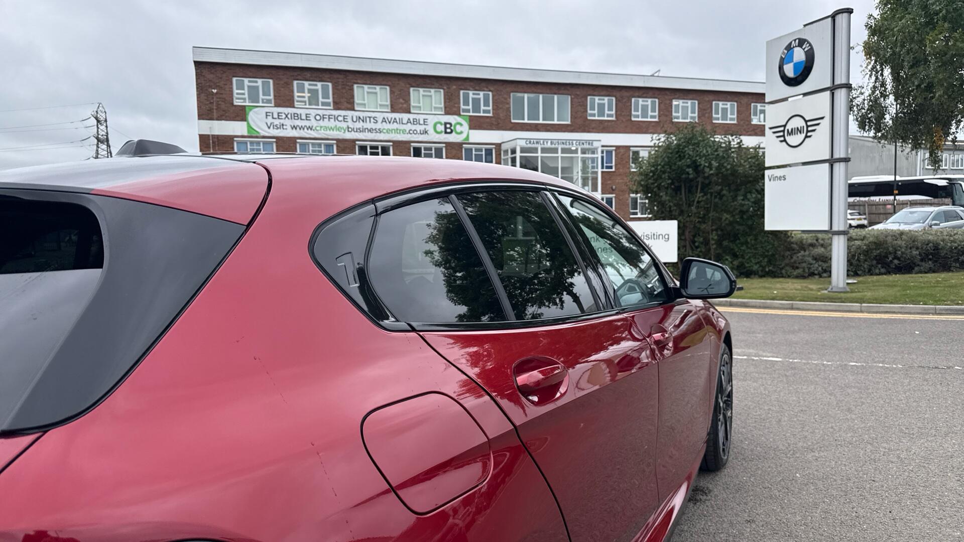 BMW 1 Series view 28