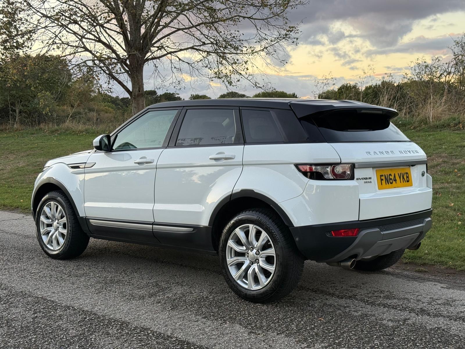 Land Rover Range Rover Evoque - Image 5