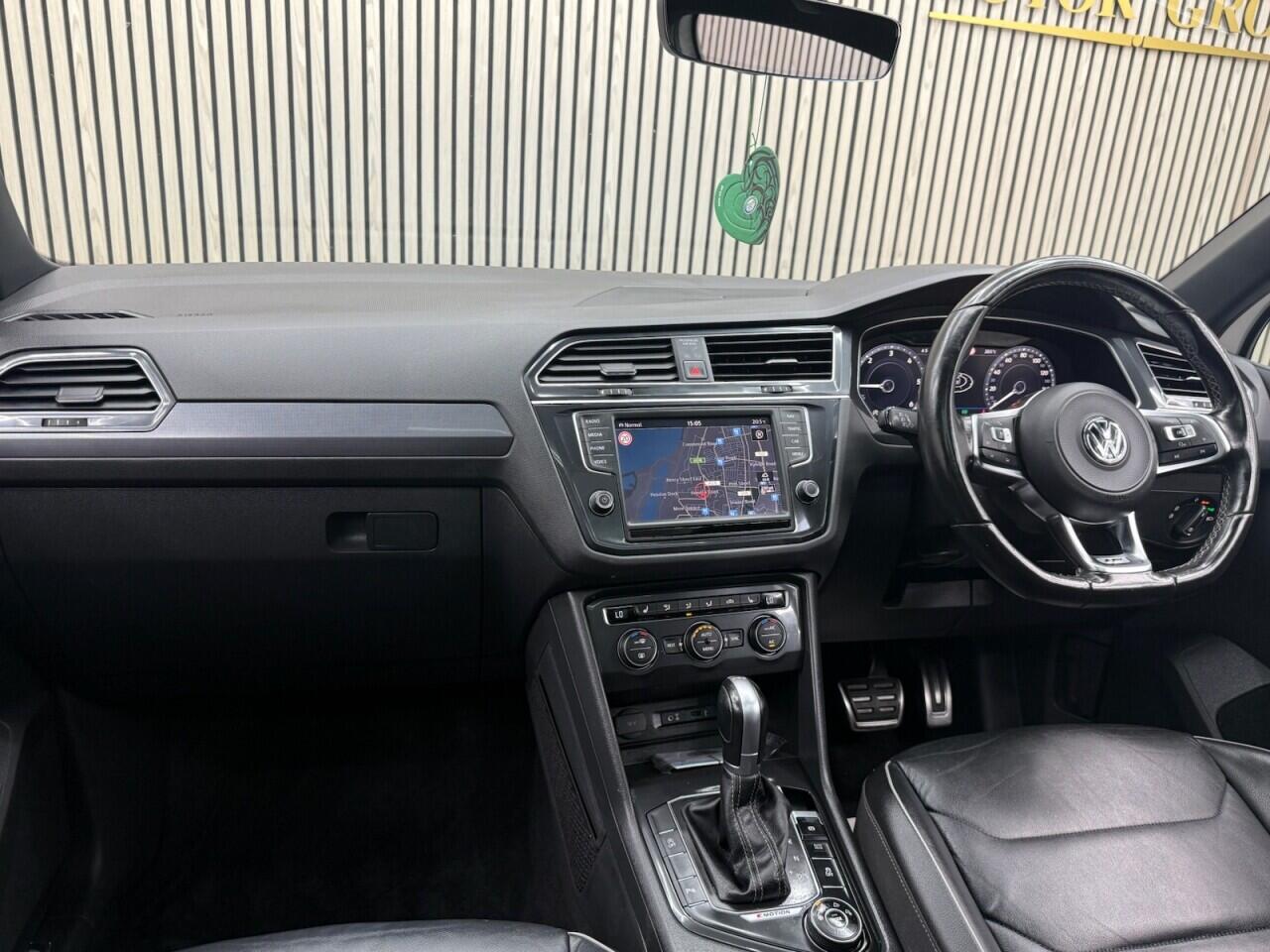Volkswagen Tiguan view 8