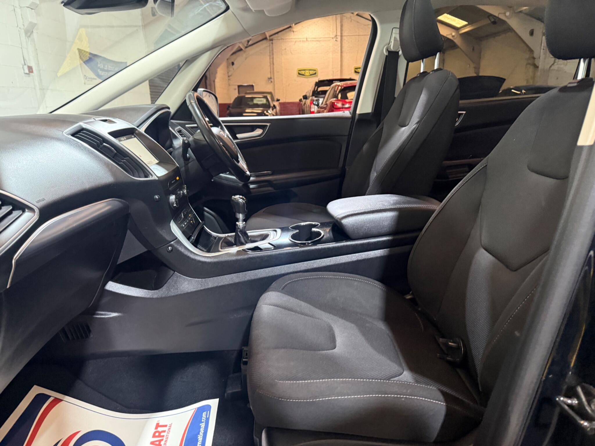 Ford S-Max view 56