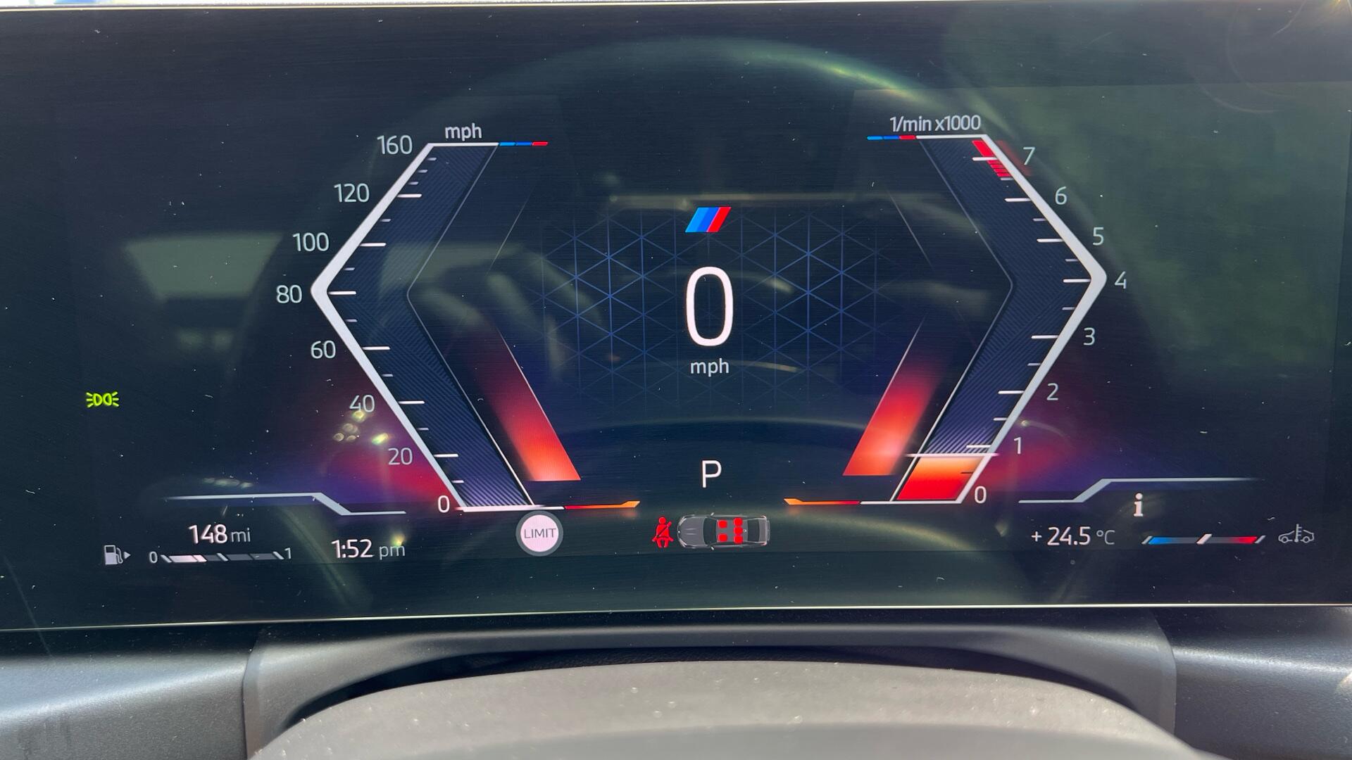 BMW 3 Series view 9