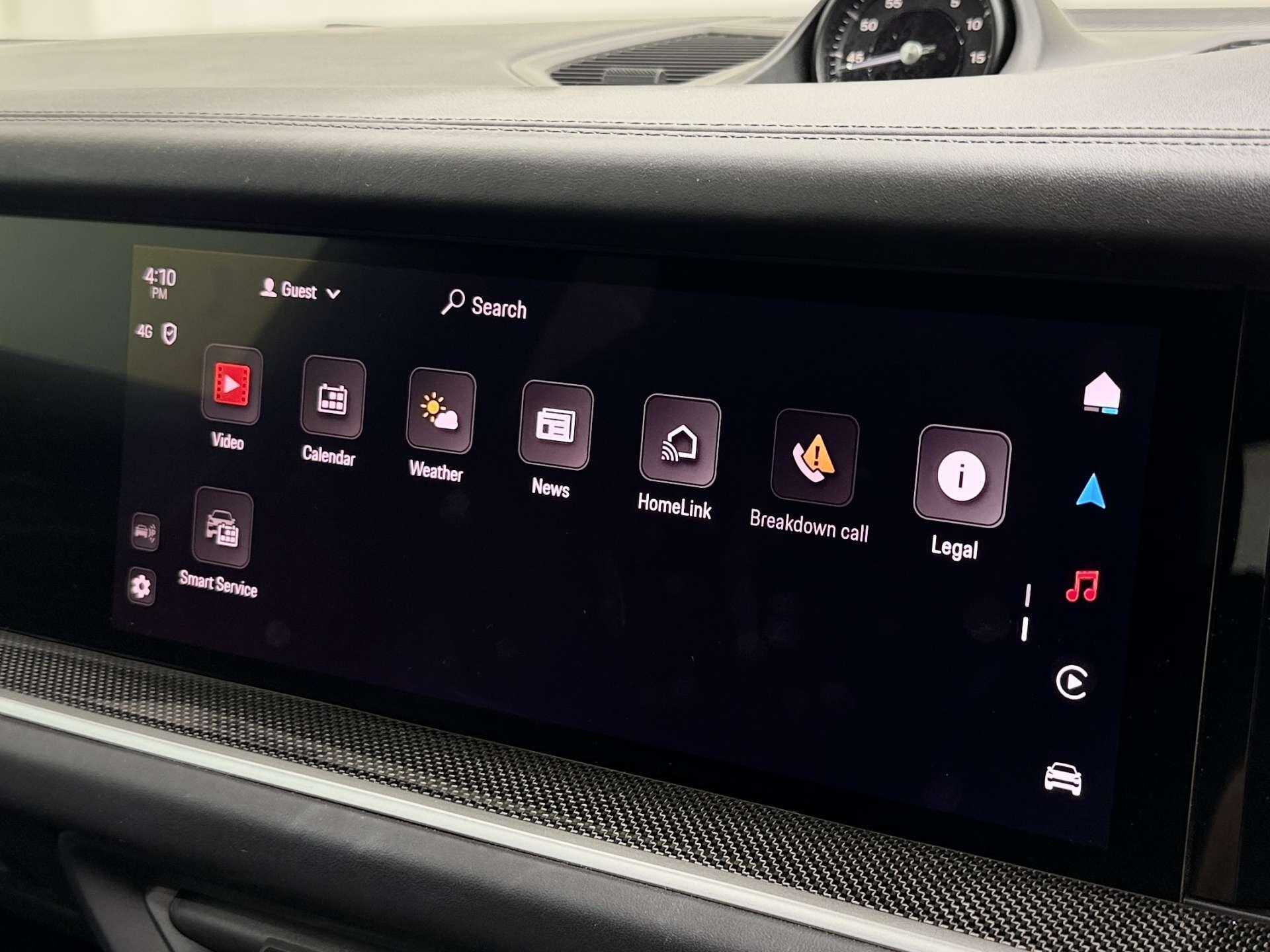 Porsche Cayenne view 56