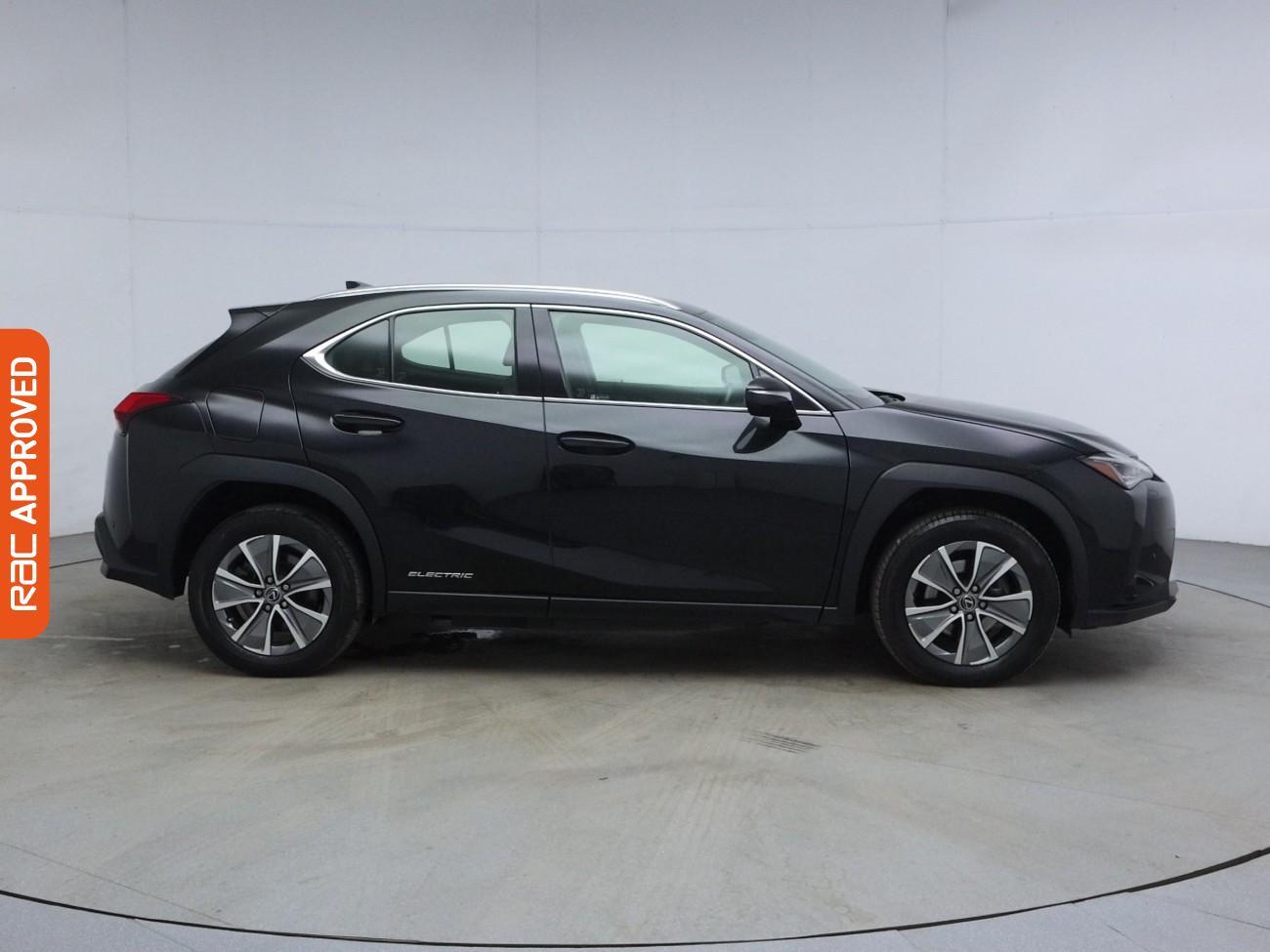 Lexus Ux view 7