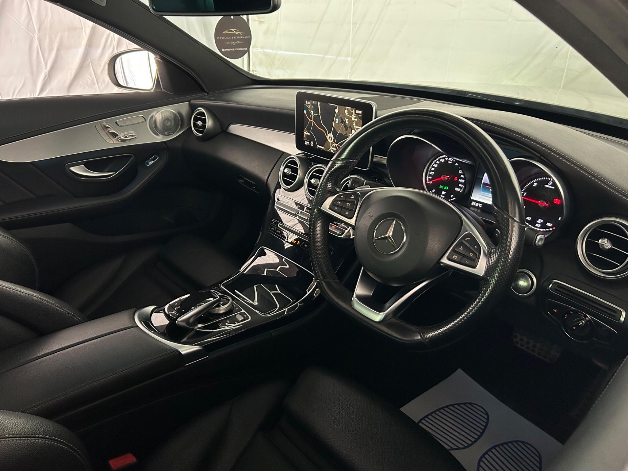 Mercedes-Benz C Class view 18