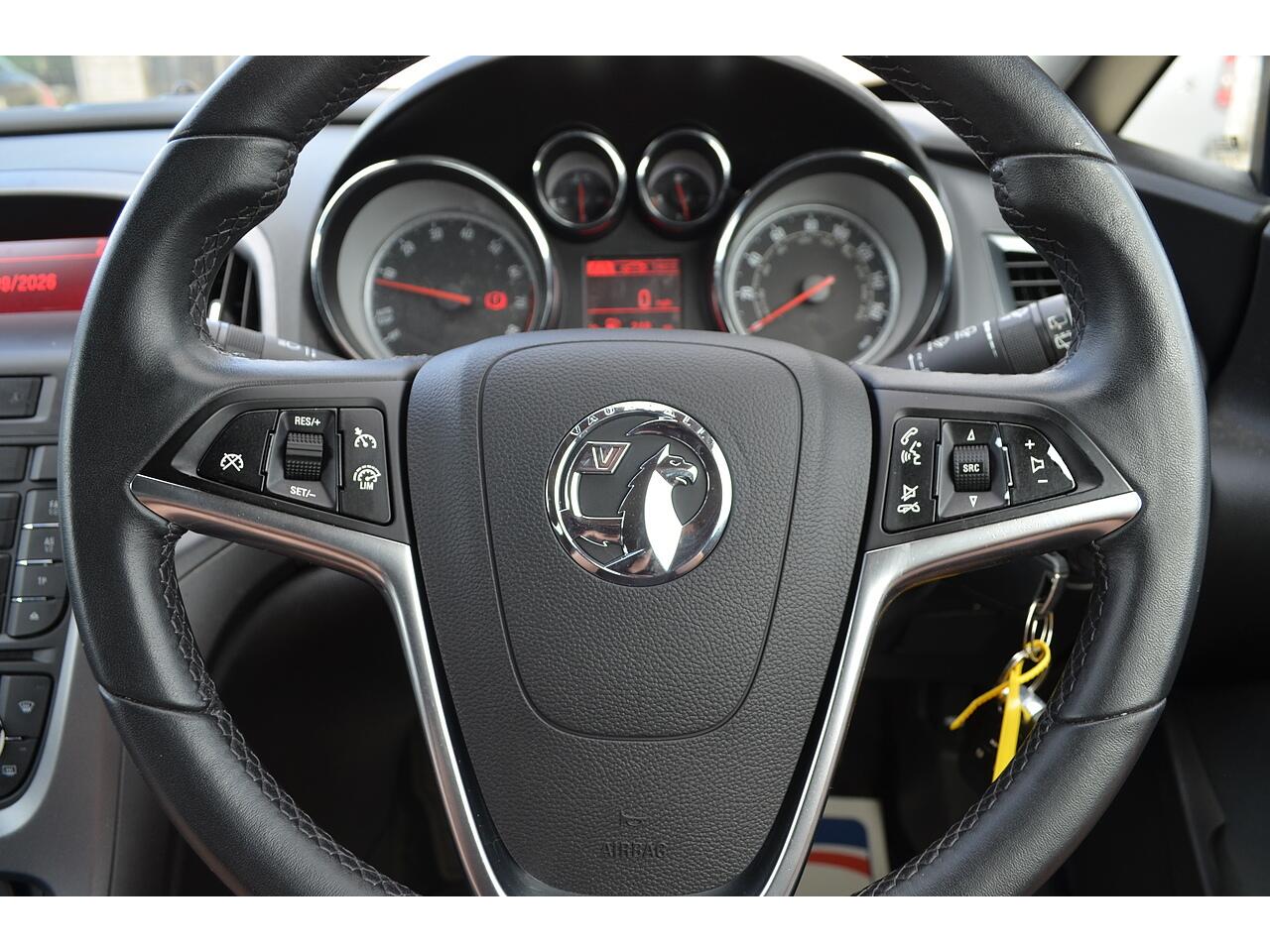 Vauxhall Astra GTC view 15