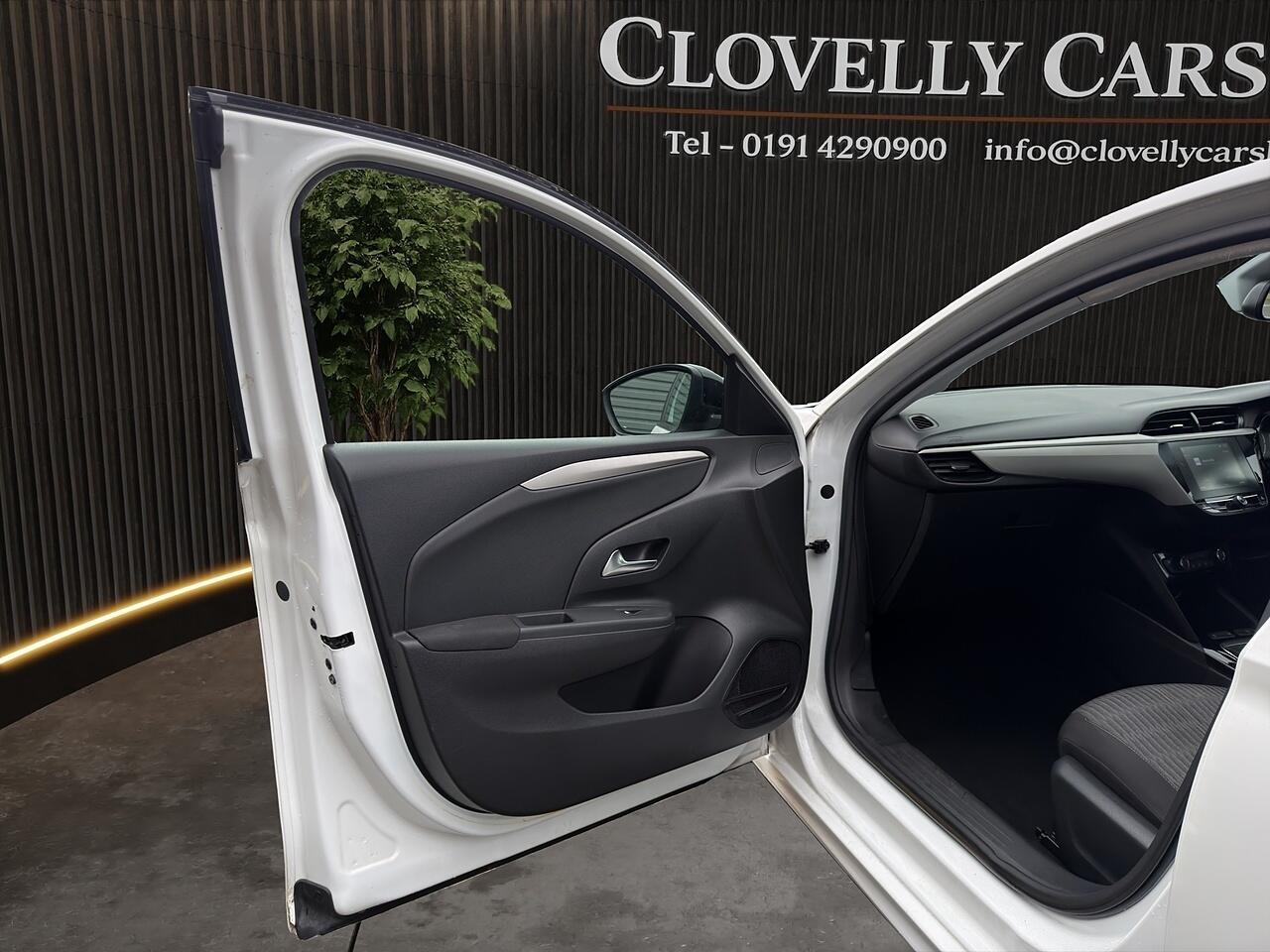 Vauxhall Corsa view 12