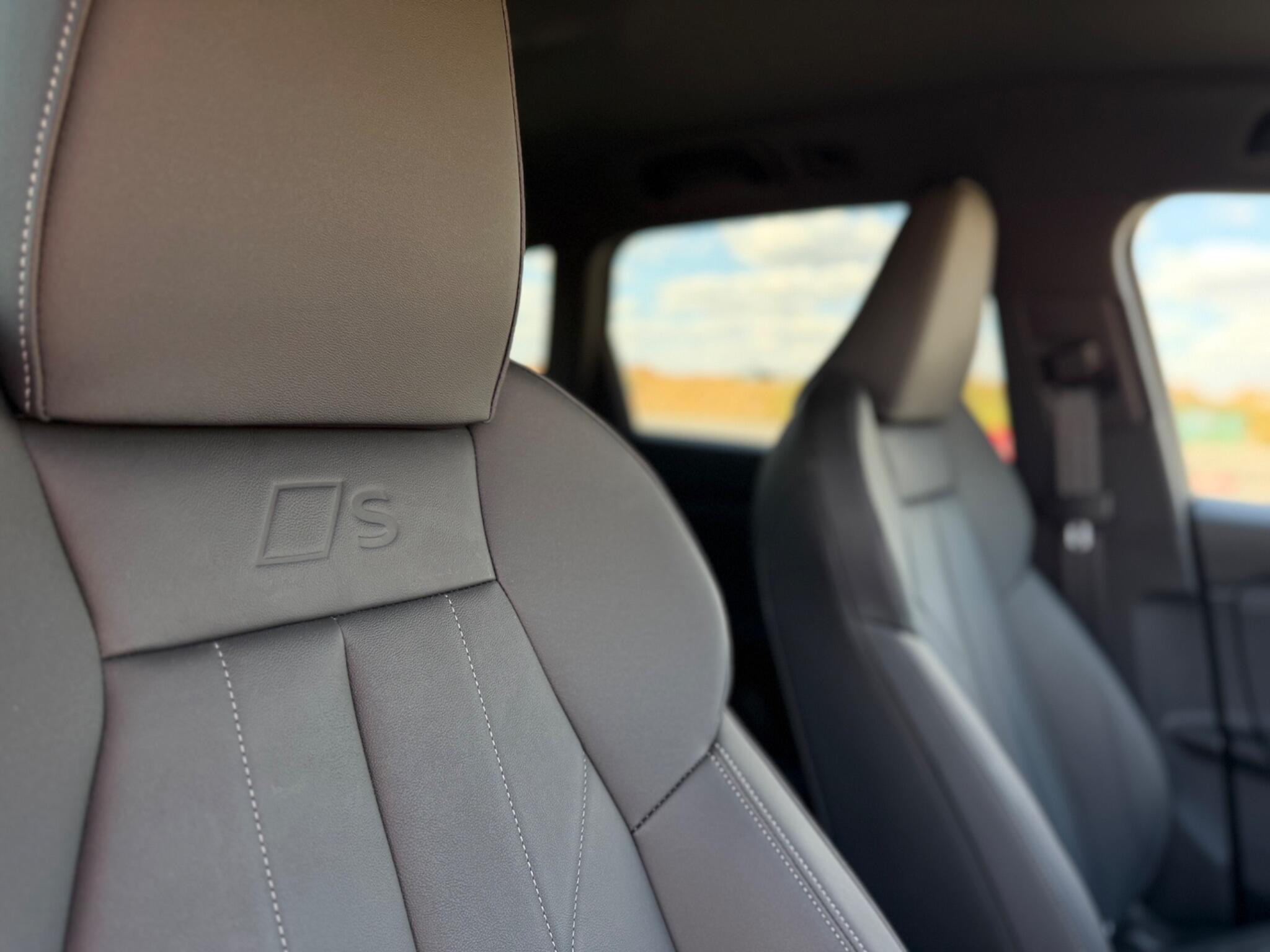 Audi E-Tron view 15