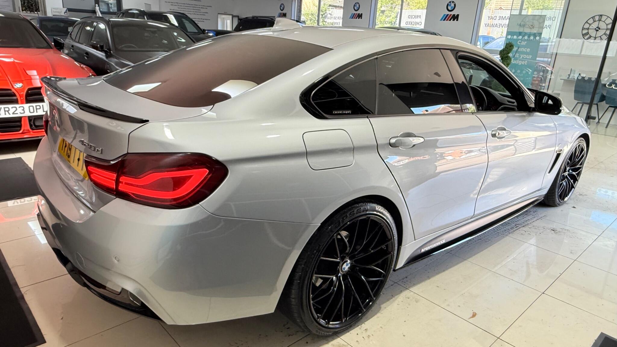 BMW 4 Series view 14