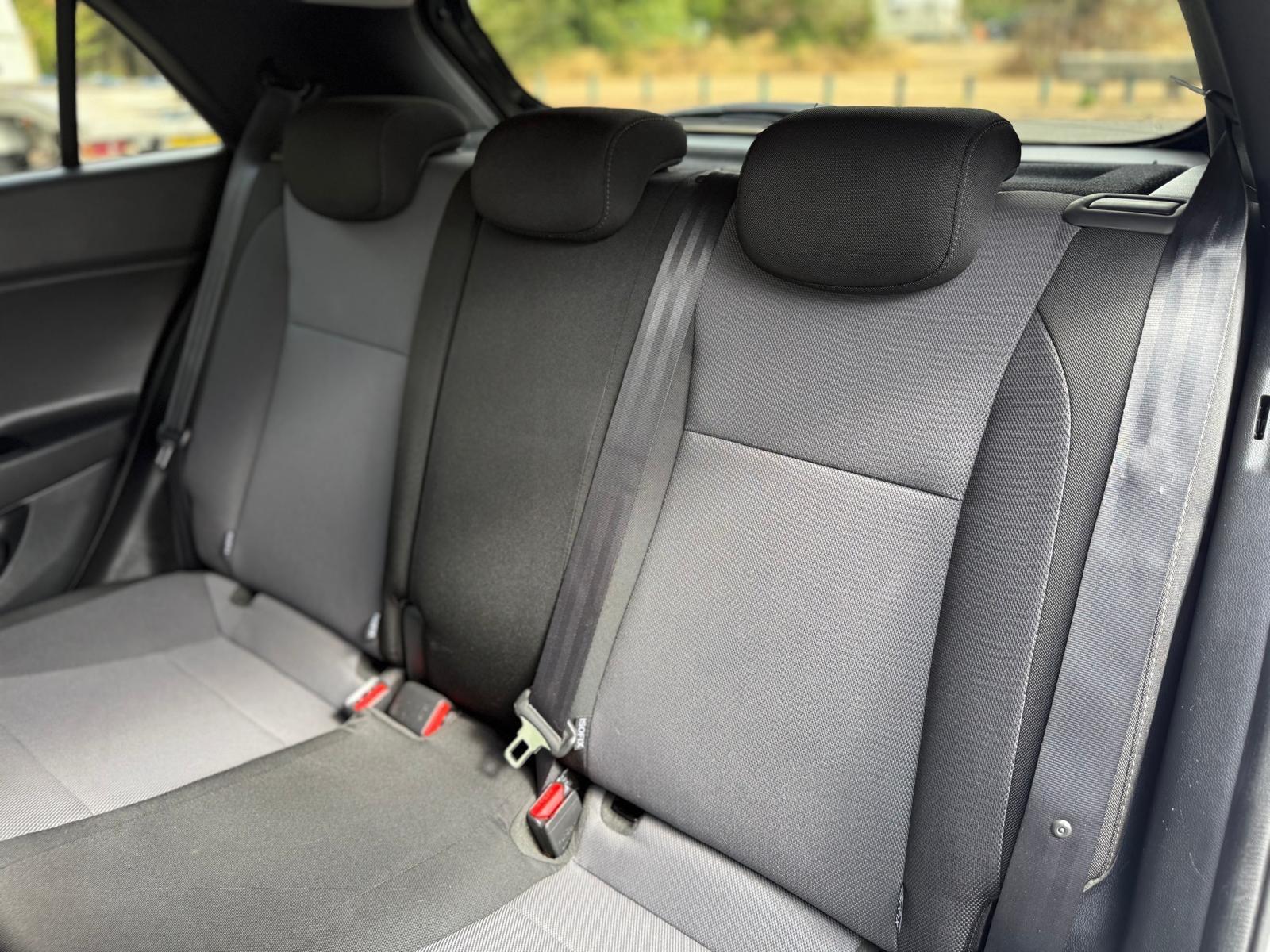Hyundai i20 view 34