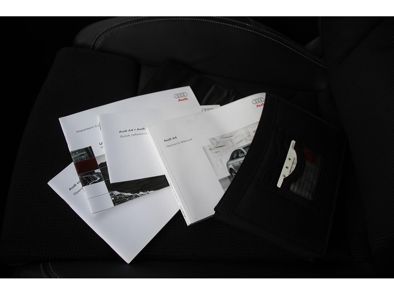 Audi A4 view 24