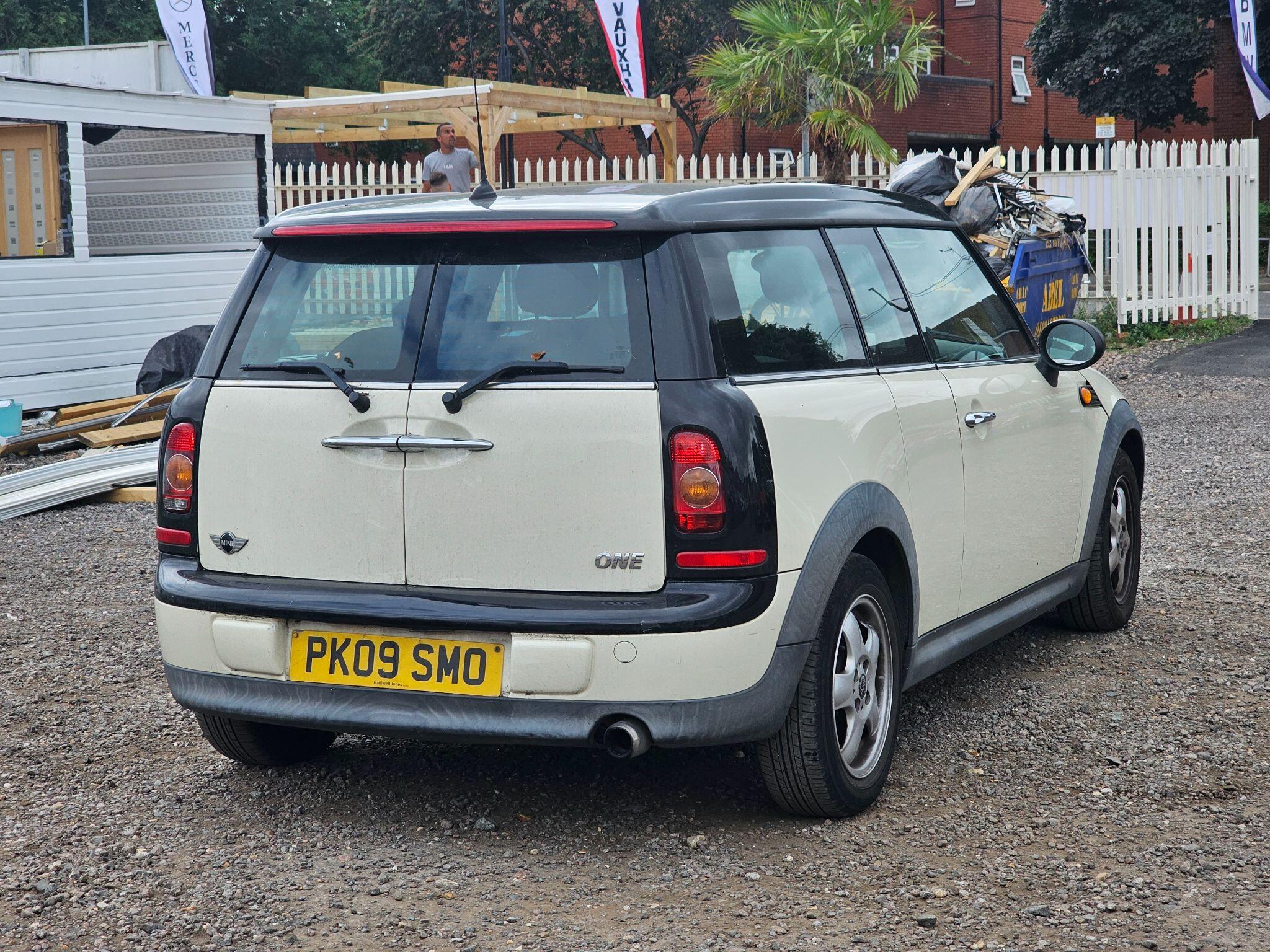 2009 MINI Clubman image 7