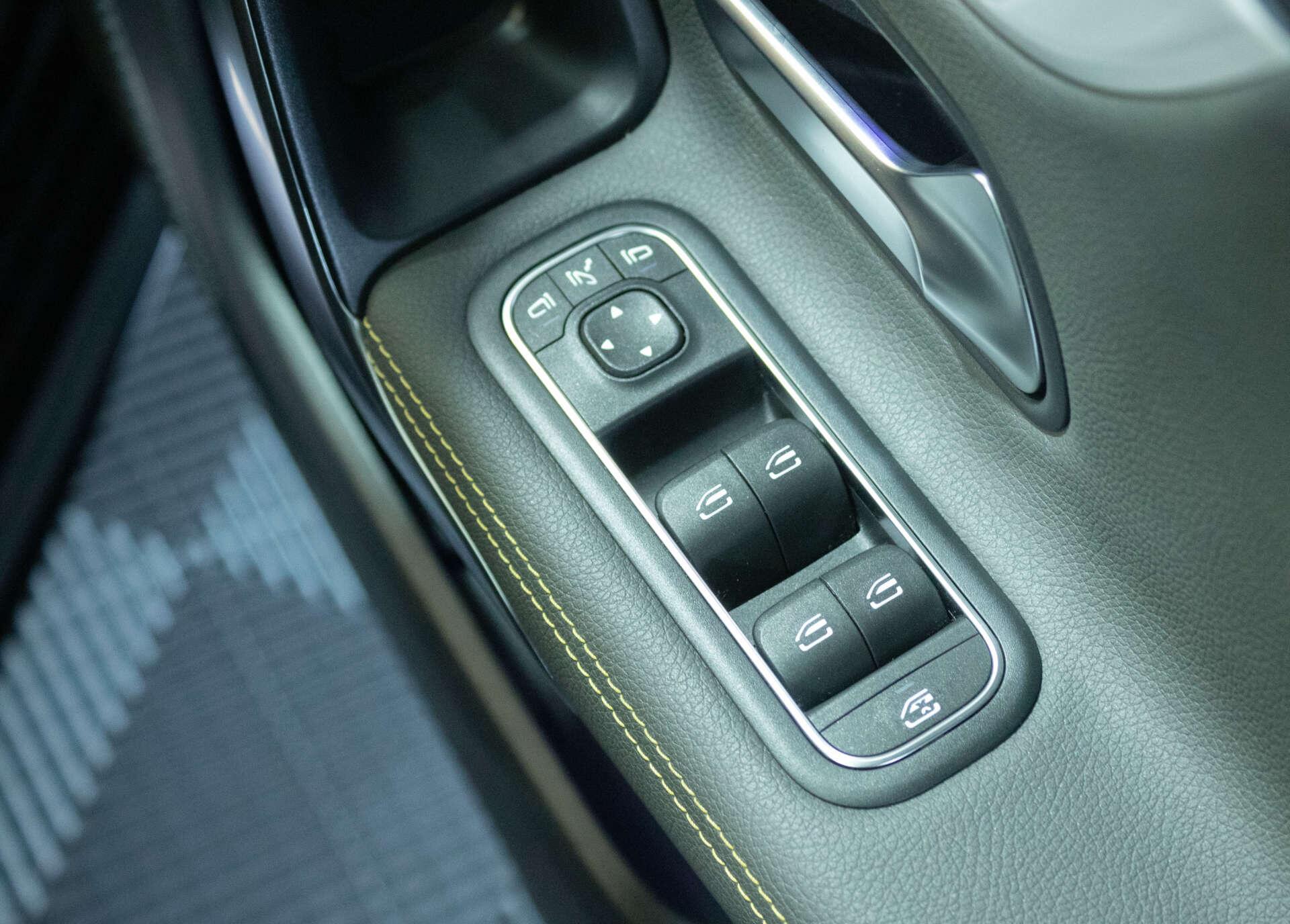 Mercedes-Benz A-Class view 40