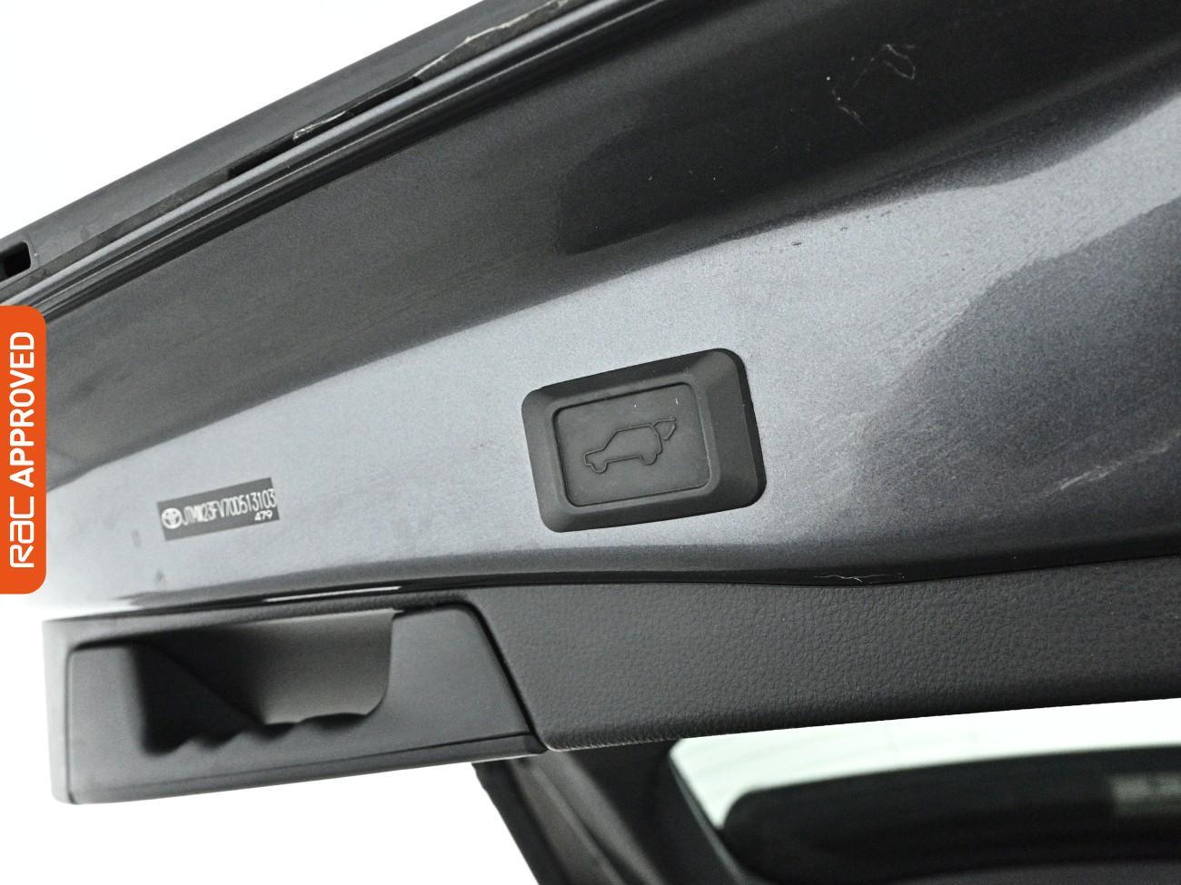Toyota RAV4 view 31