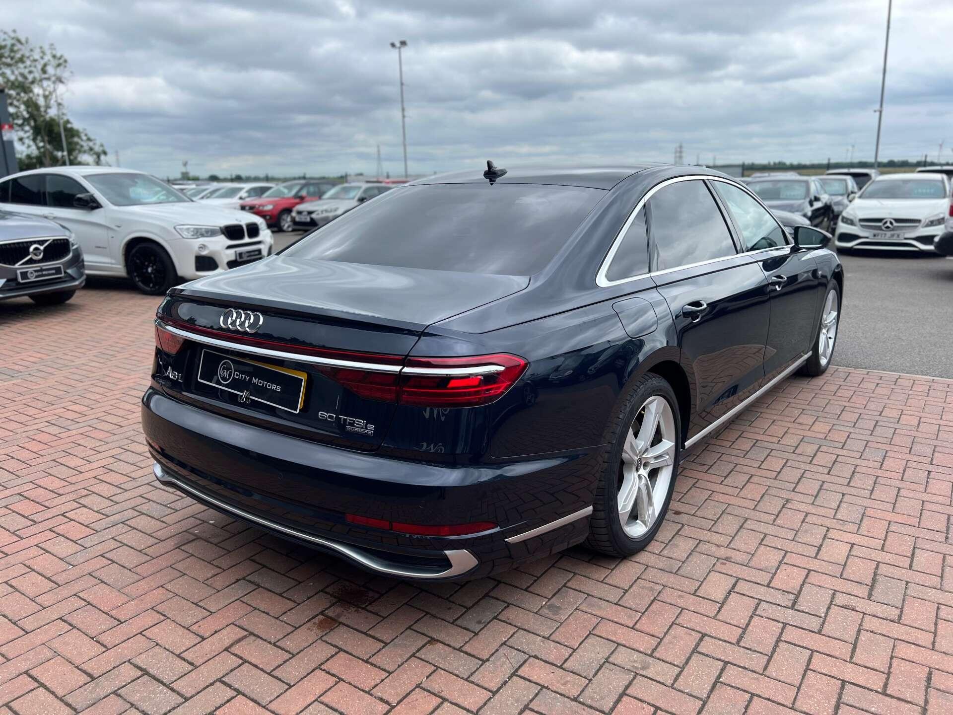 Audi A8 view 9