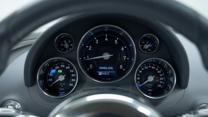 Bugatti Veyron view 38