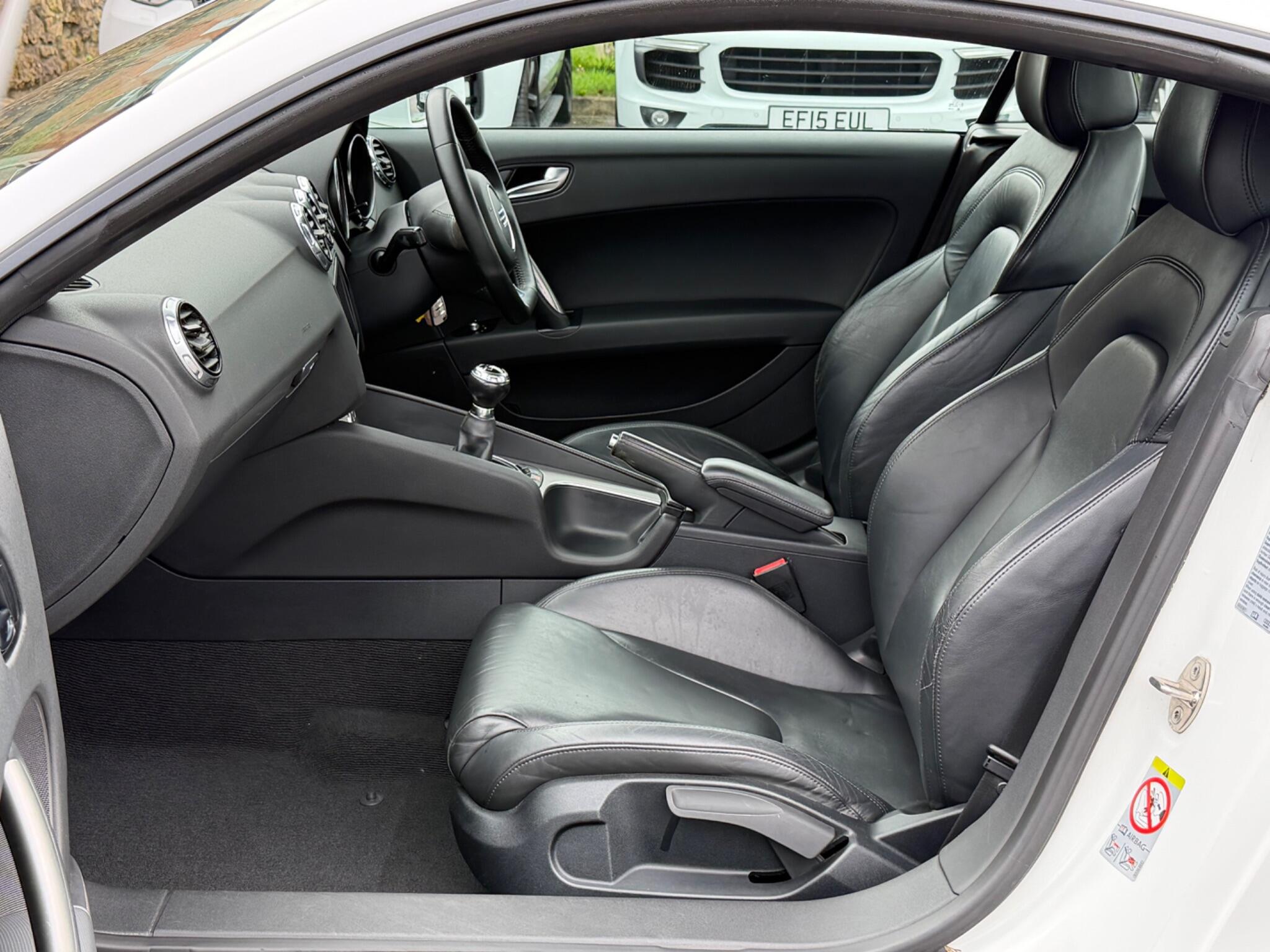 Audi TT view 15