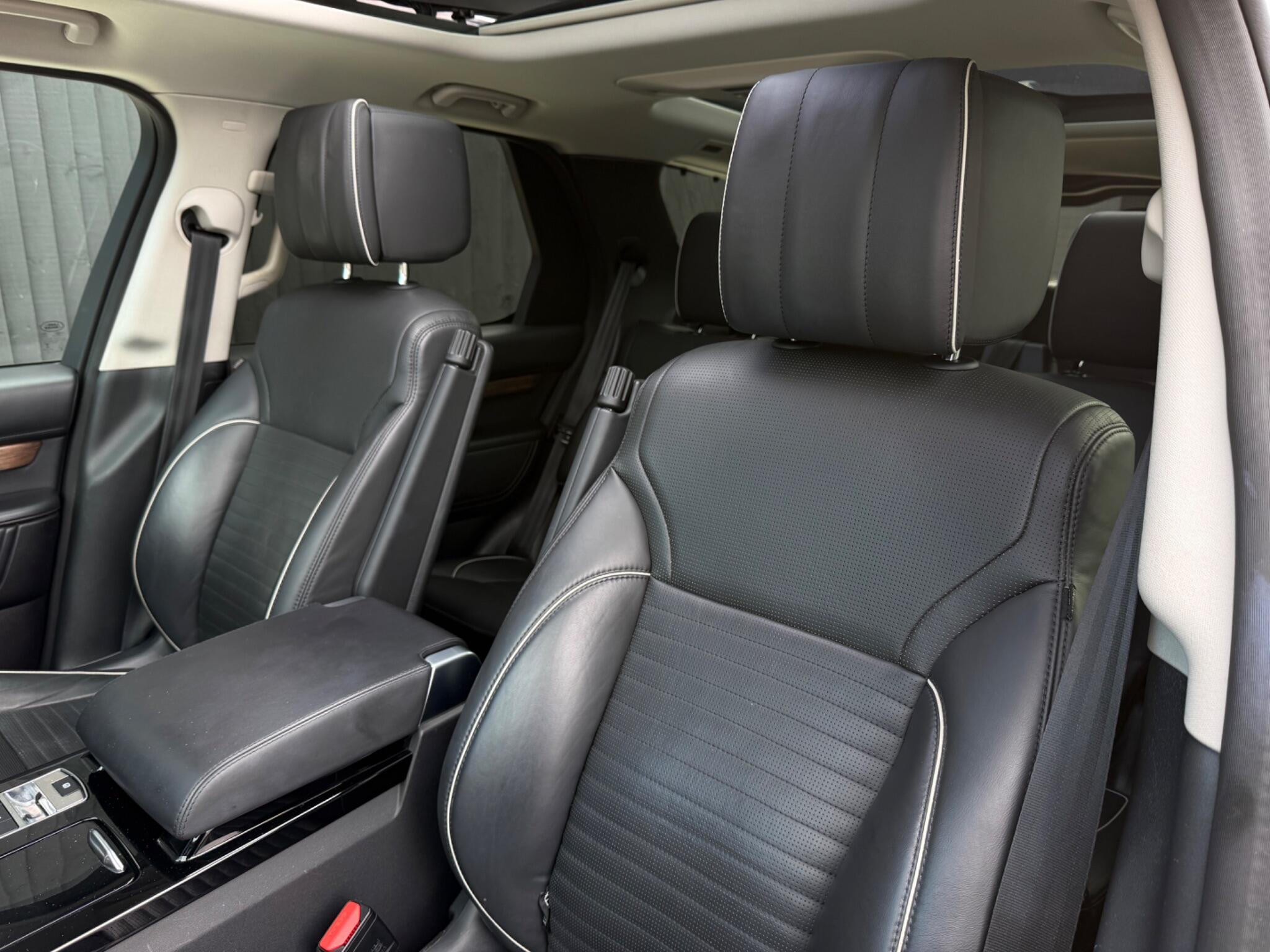 Land Rover Discovery view 46