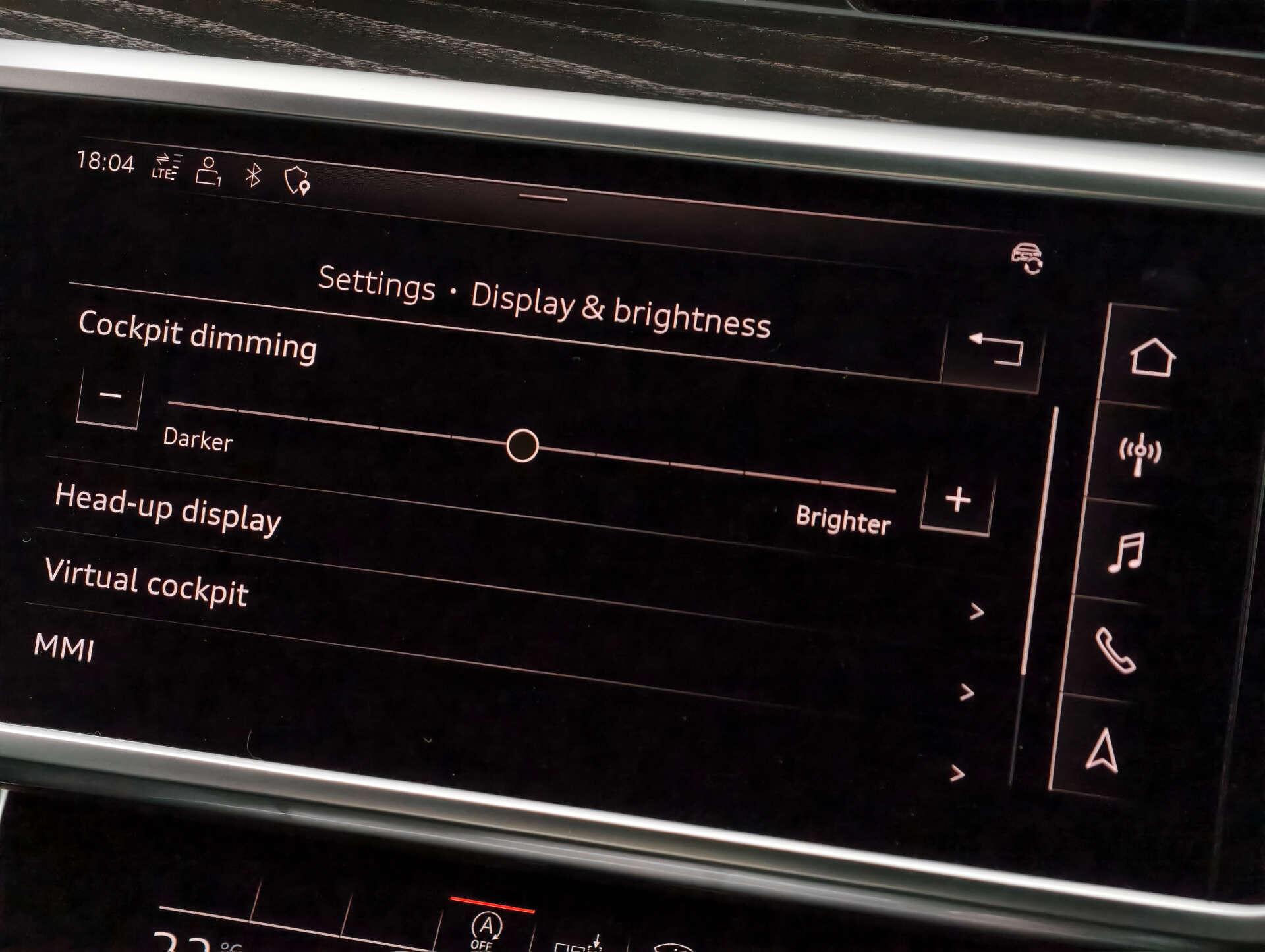 Audi S6 Avant view 52