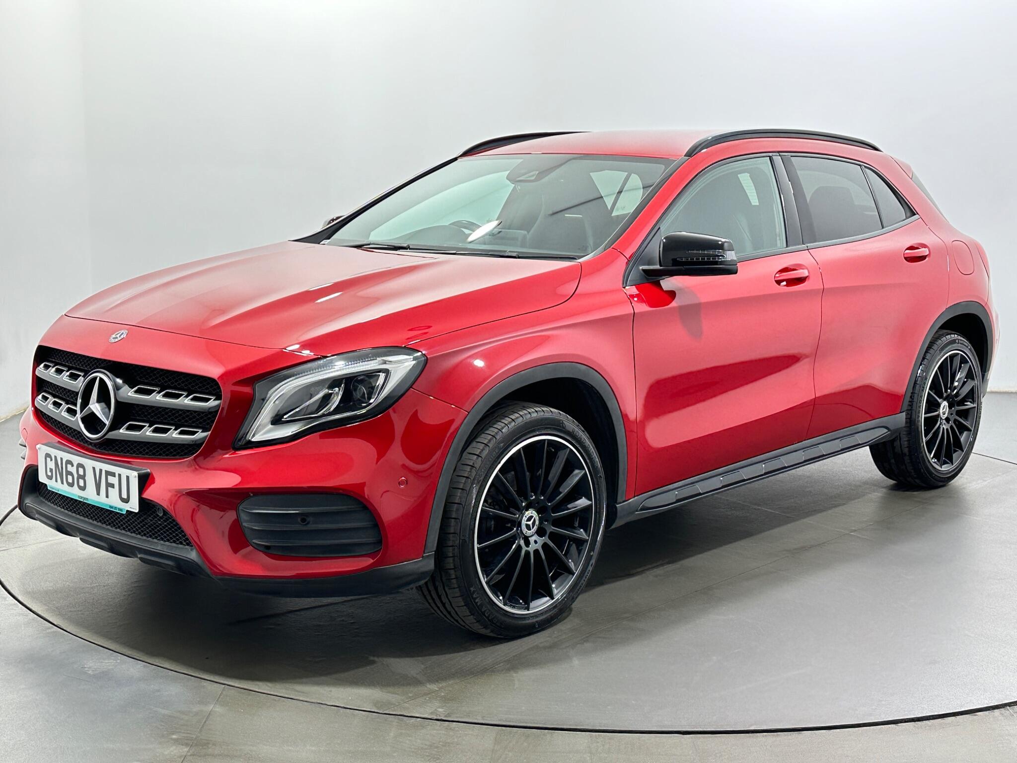 Mercedes-Benz Gla view 4
