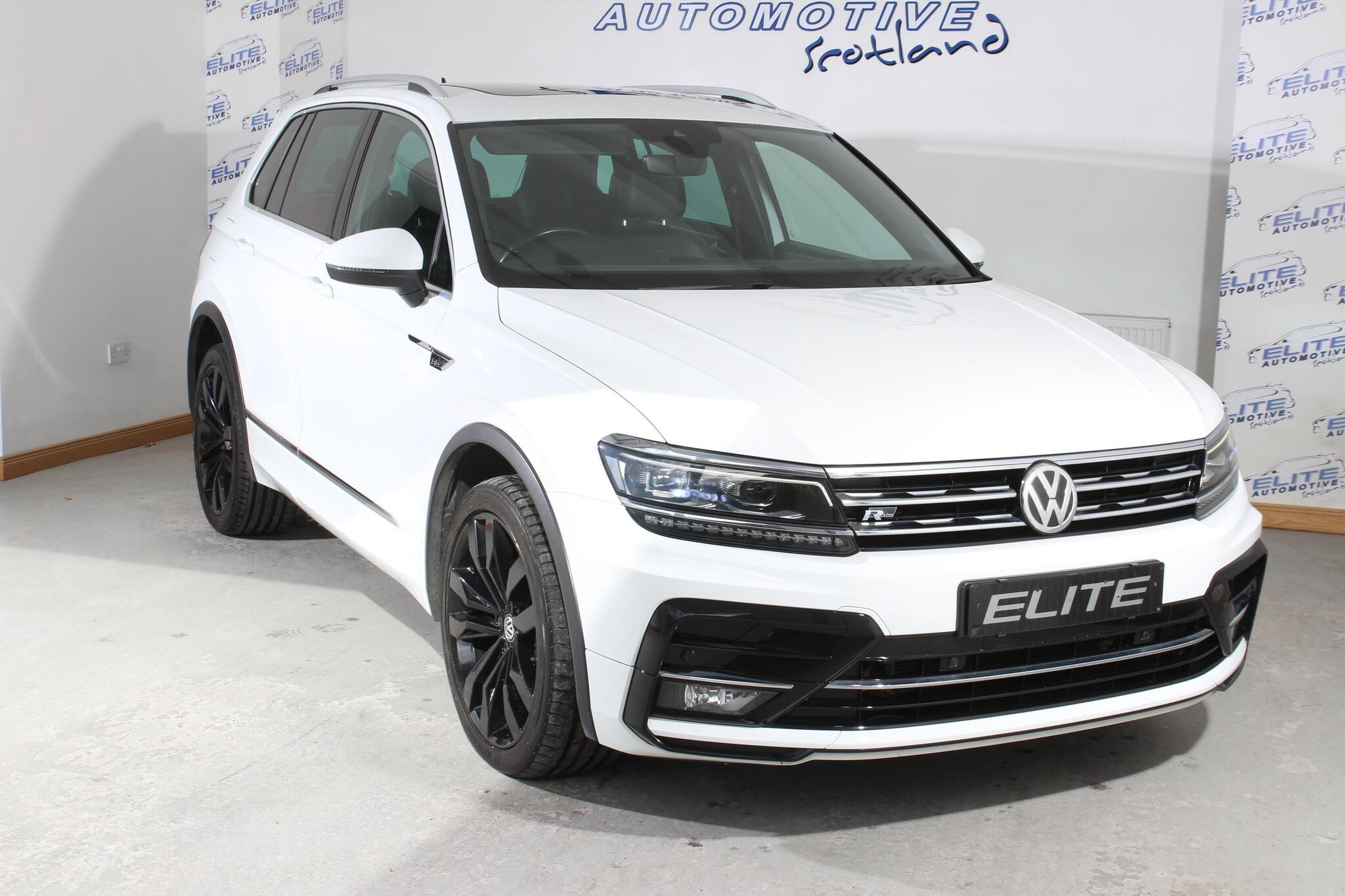 Volkswagen Tiguan view 4
