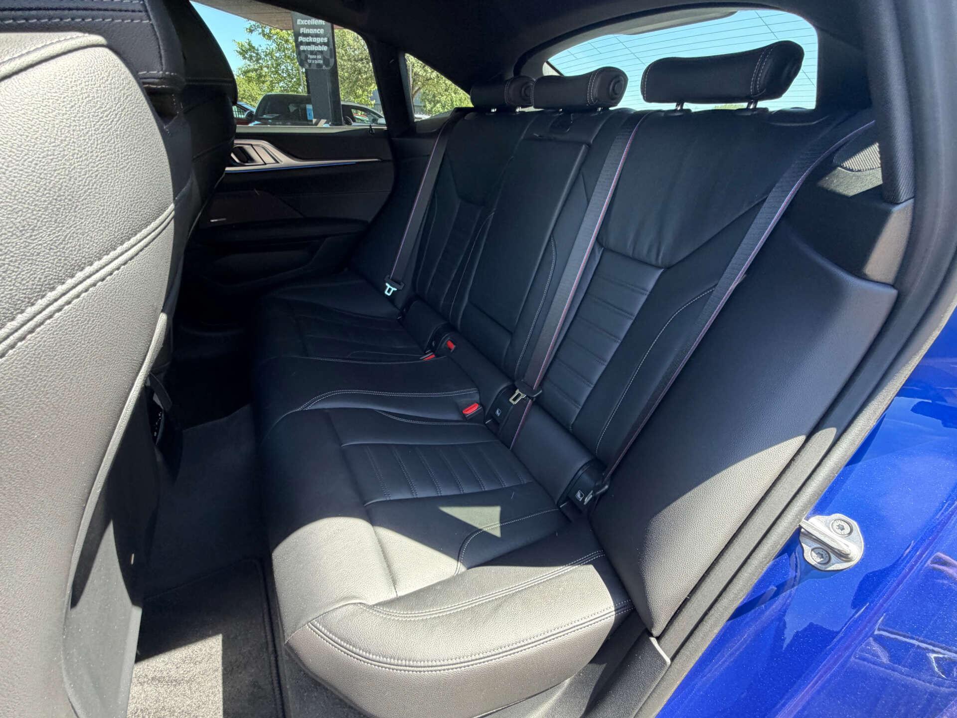 BMW I4 view 17